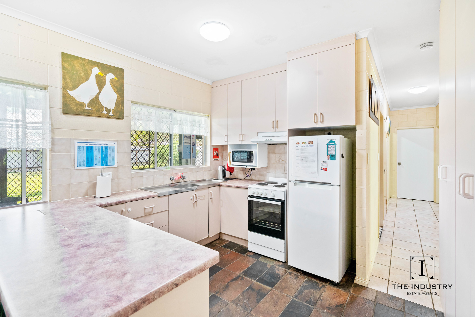 106 Mayers Street, Manunda, QLD 4870 AUS