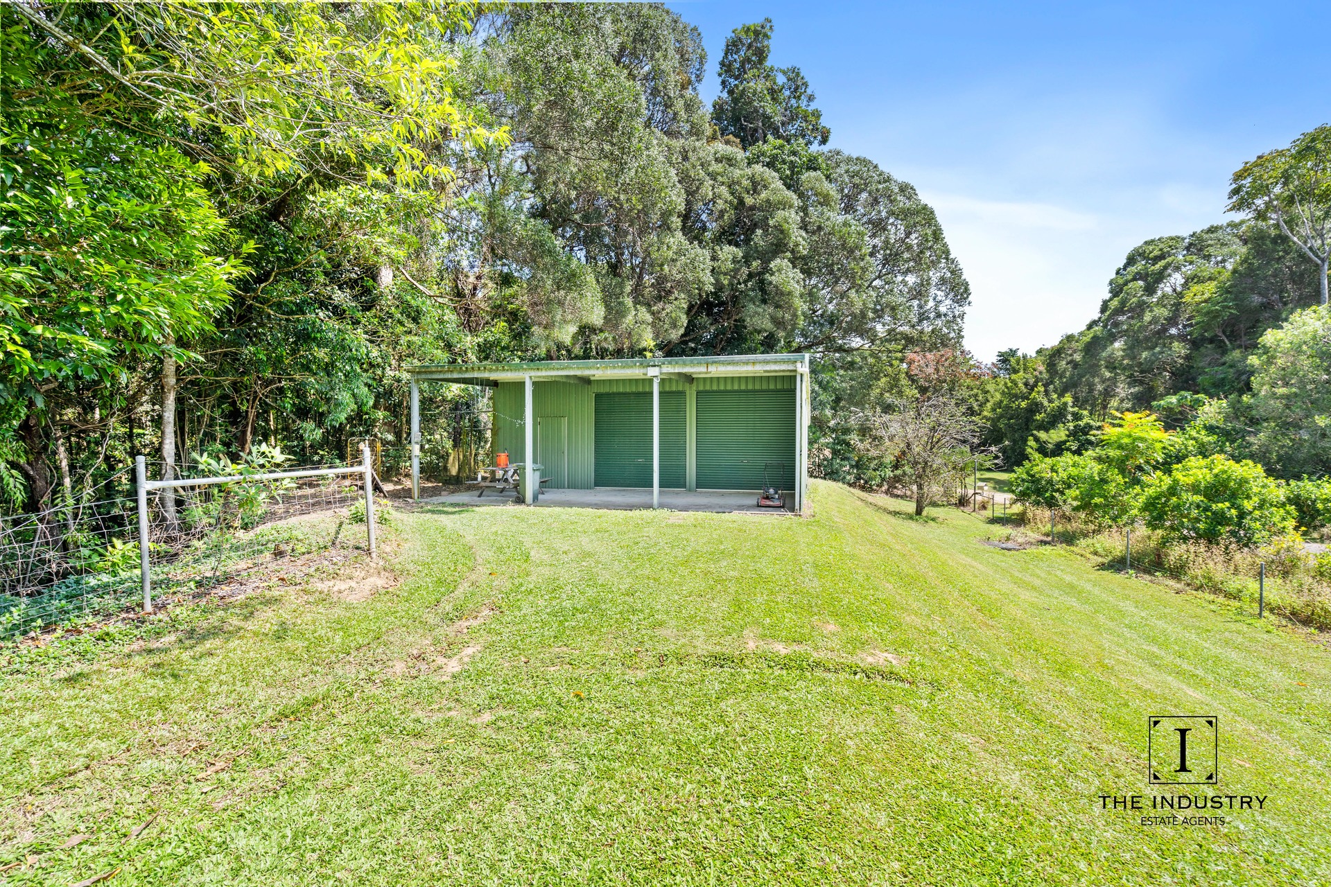 1 Jumrum Close, Kuranda, QLD 4881 AUS