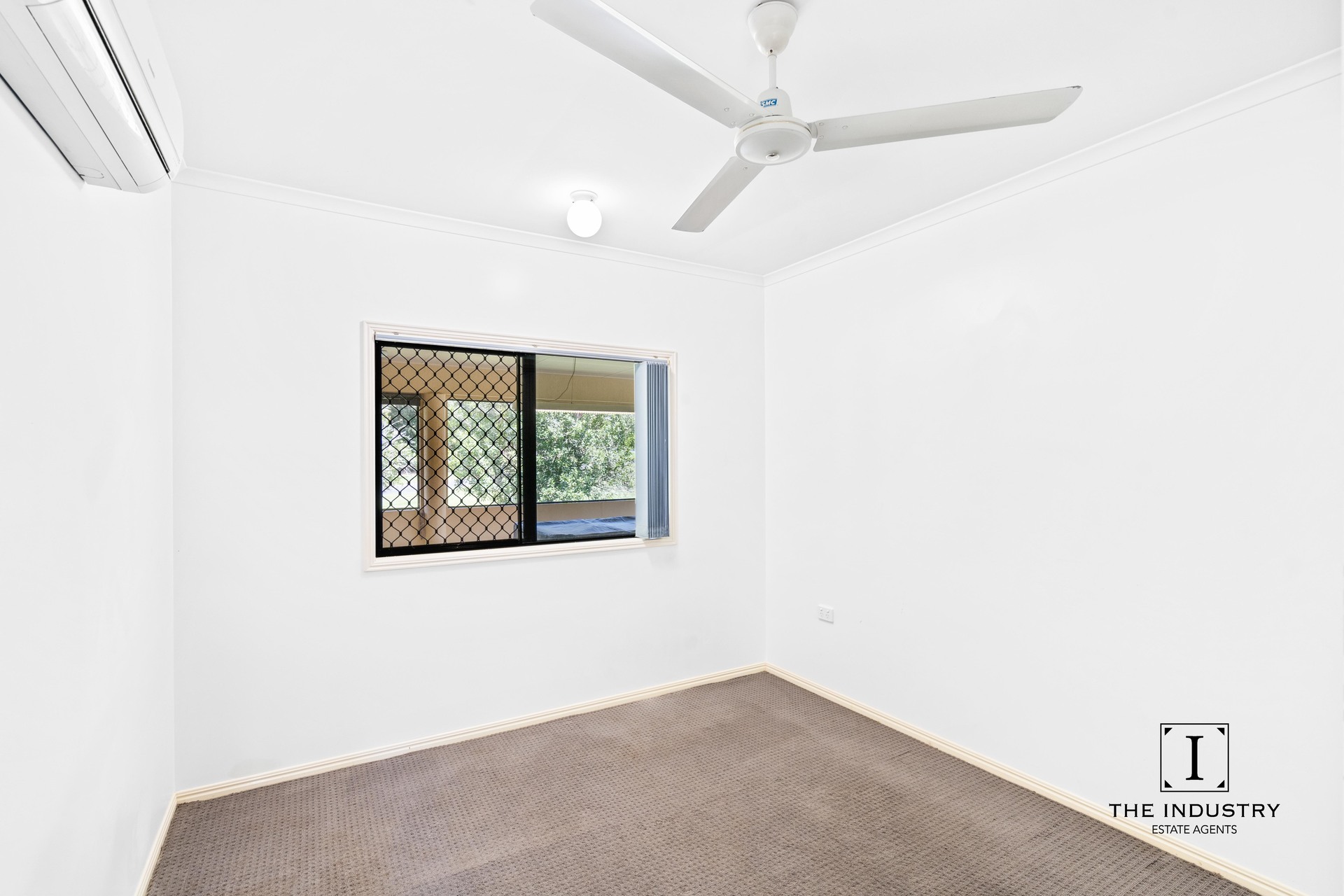 1 Jumrum Close, Kuranda, QLD 4881 AUS