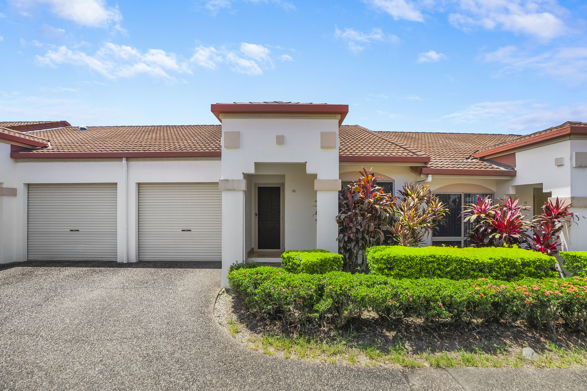 10/5-7 Oyster Court, Trinity Beach, QLD 4879 AUS