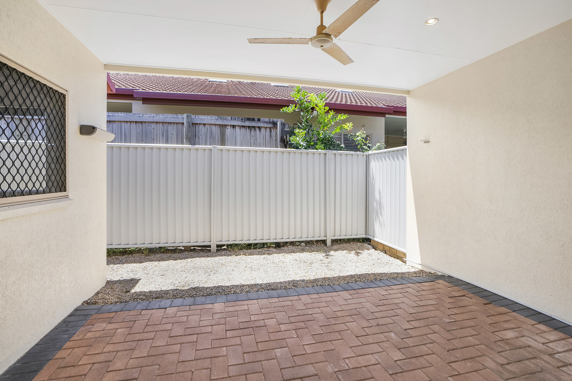 10/5-7 Oyster Court, Trinity Beach, QLD 4879 AUS