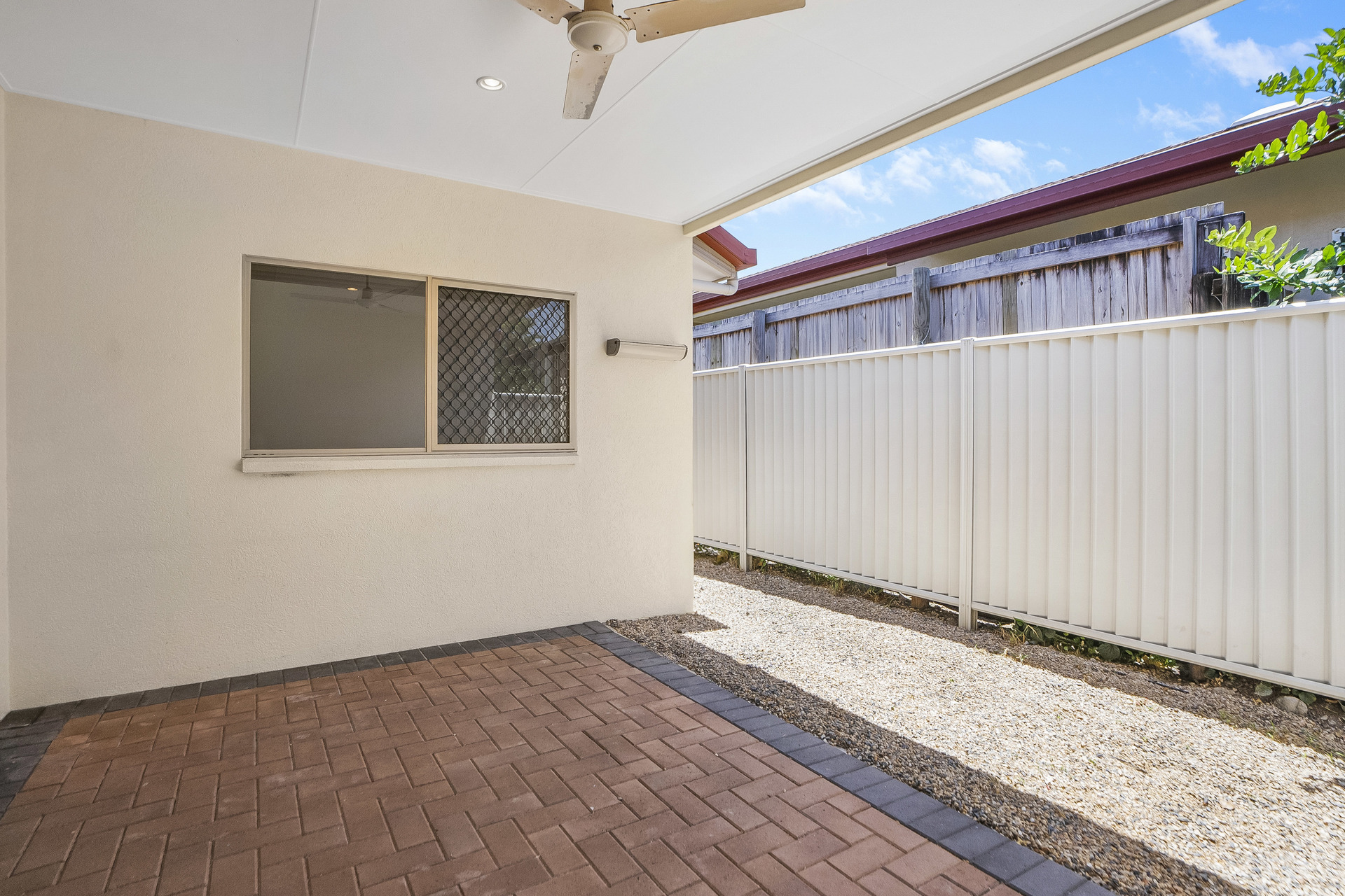 10/5-7 Oyster Court, Trinity Beach, QLD 4879 AUS