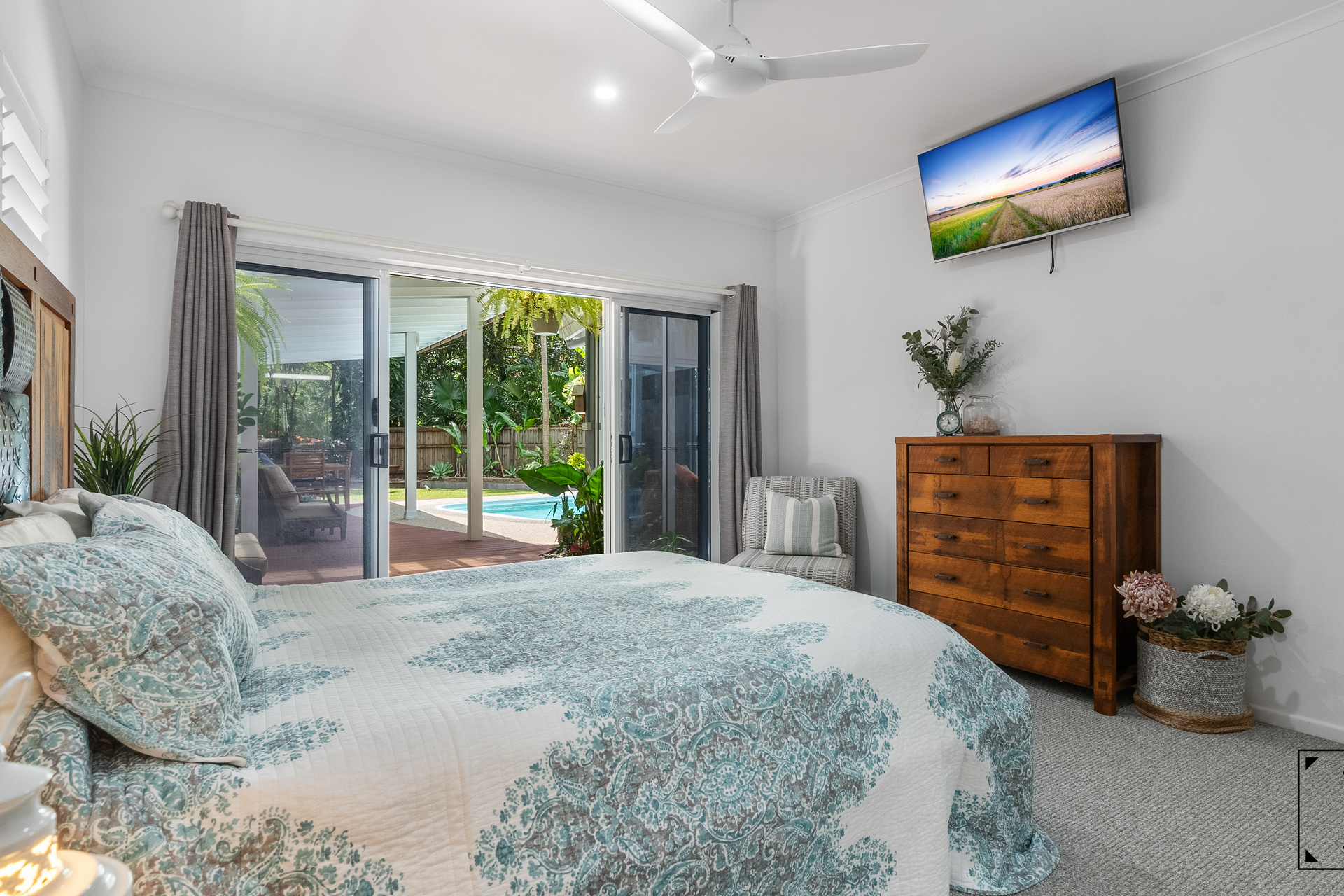 8 Wagtail Close, Kewarra Beach, QLD 4879 AUS