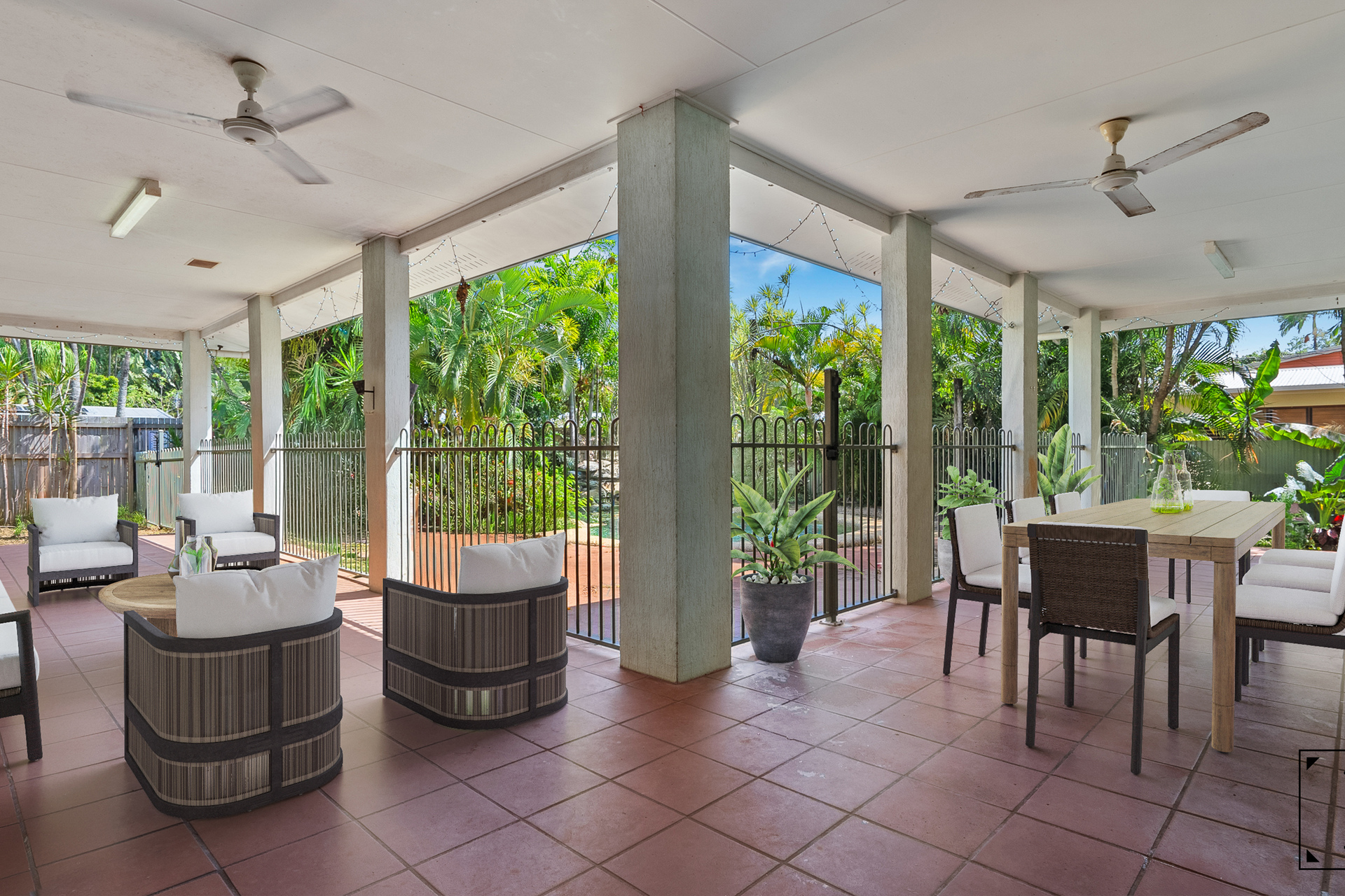 6 Hope Street, Clifton Beach, QLD 4879 AUS