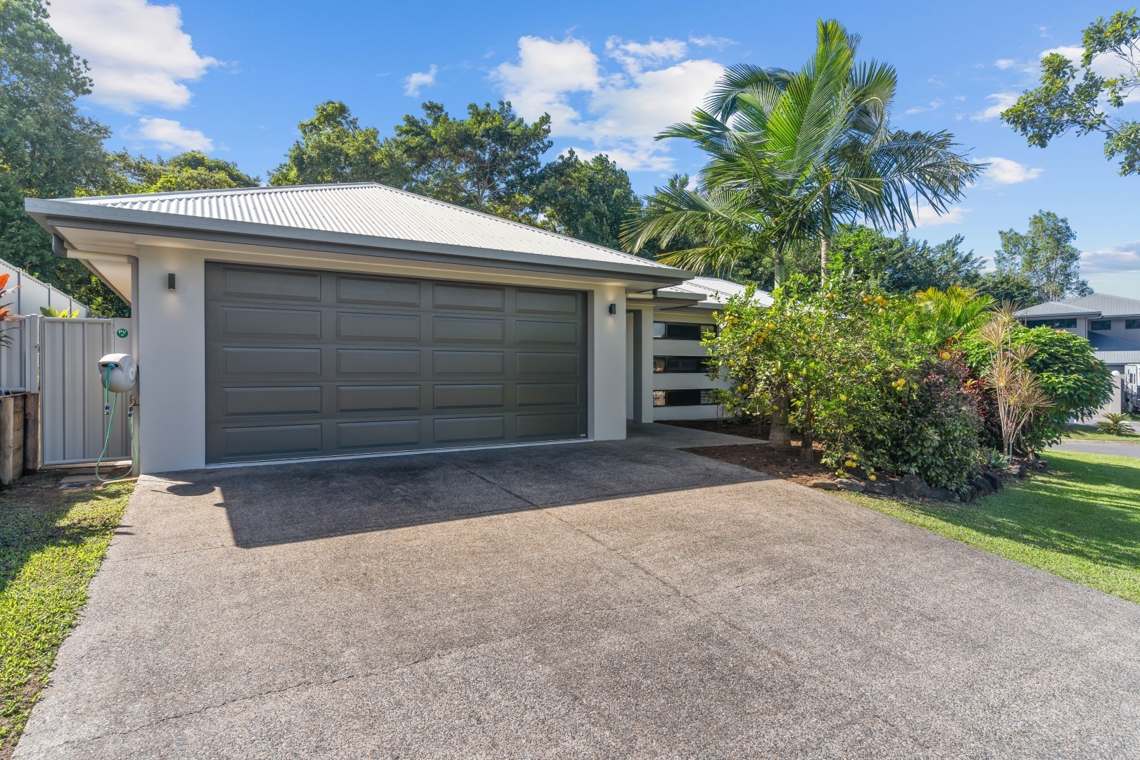 4 Greenvale Close, Smithfield, QLD 4878 AUS