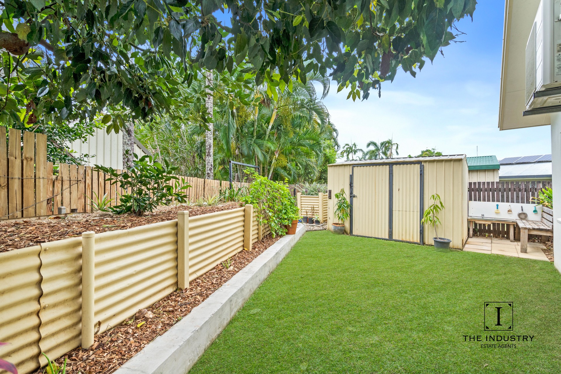 5 Elkhorn Close, Redlynch, QLD 4870 AUS