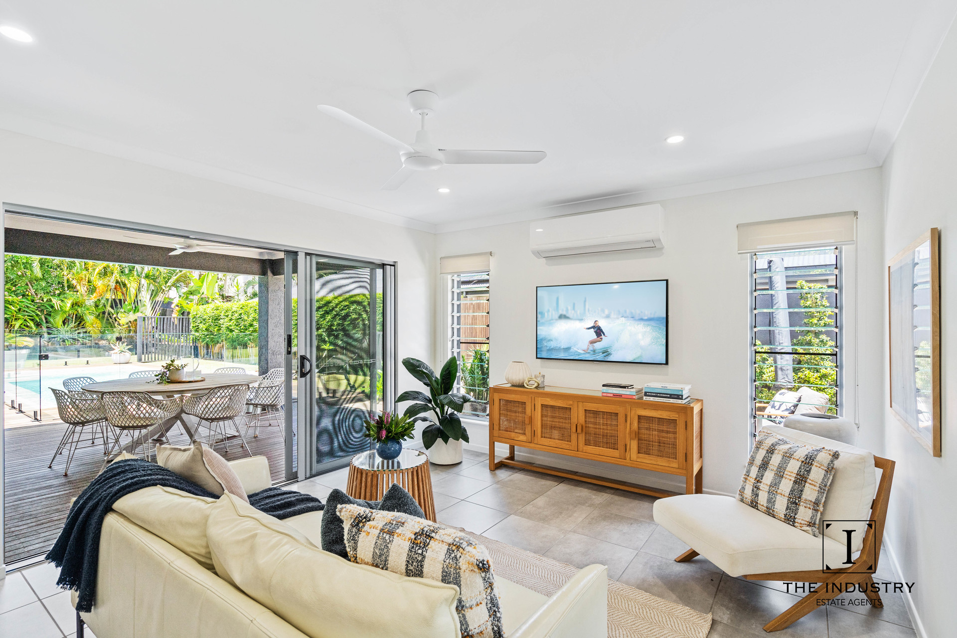 34 Lagoon Drive, Trinity Beach, QLD 4879 AUS