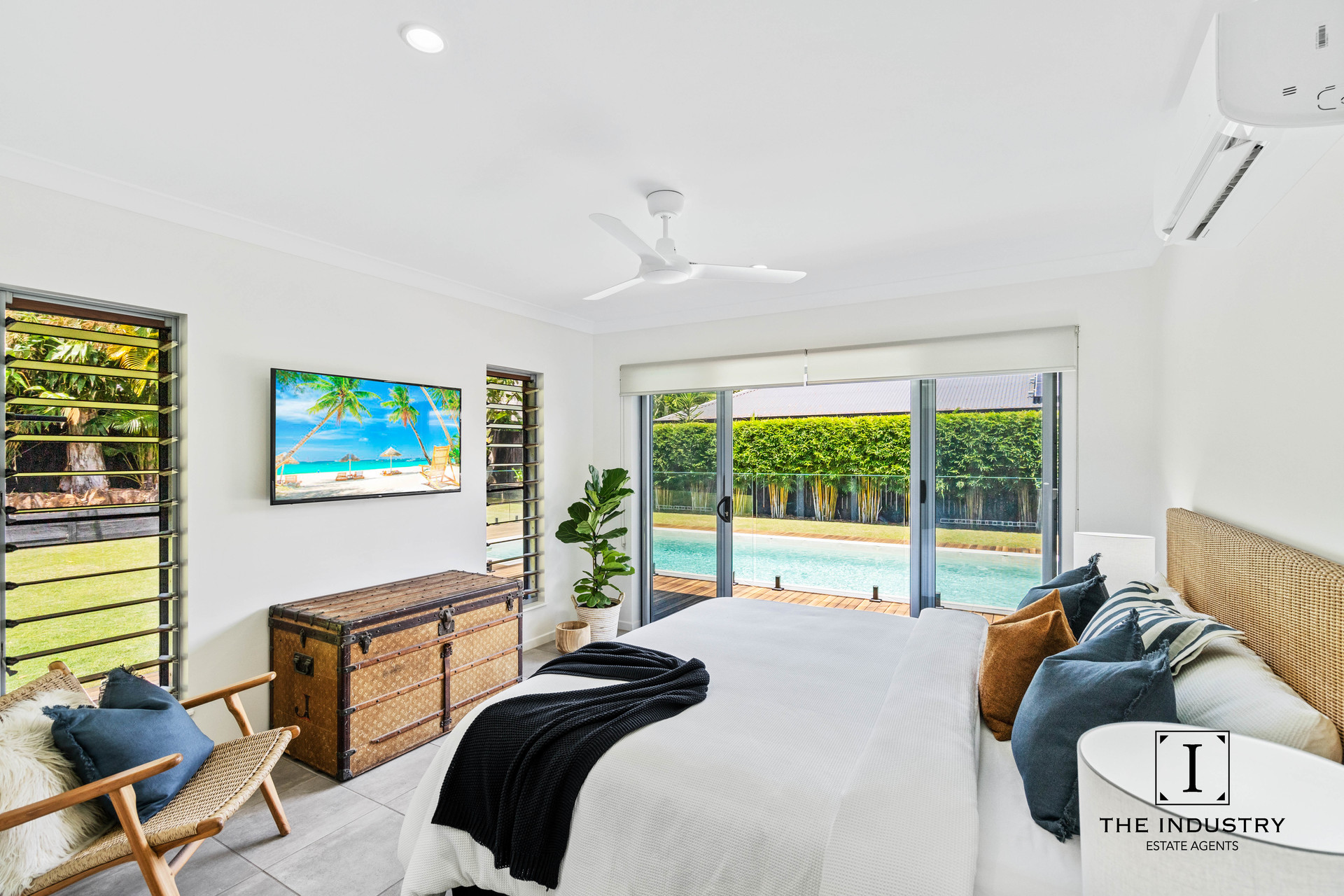 34 Lagoon Drive, Trinity Beach, QLD 4879 AUS