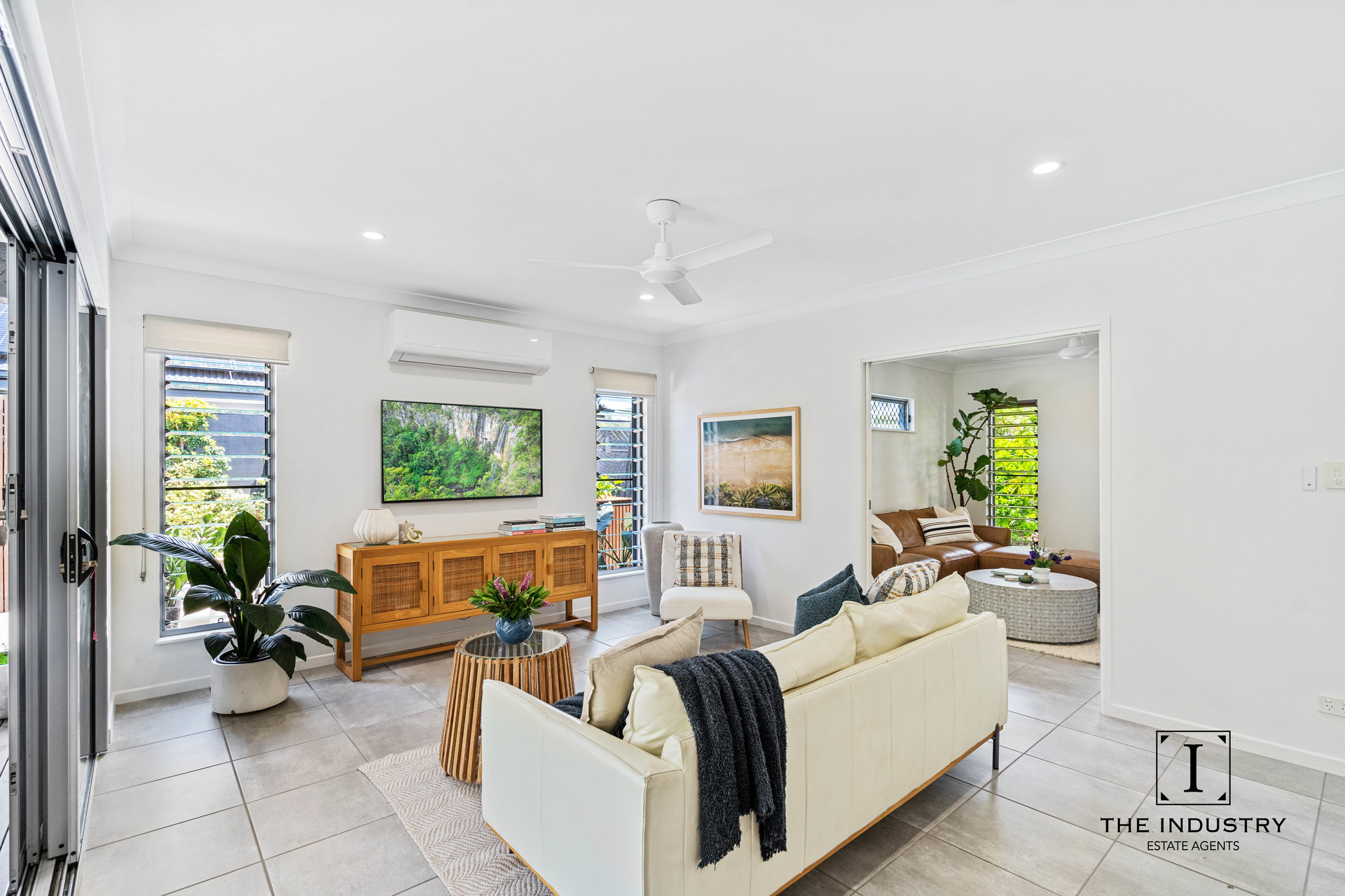 34 Lagoon Drive, Trinity Beach, QLD 4879 AUS