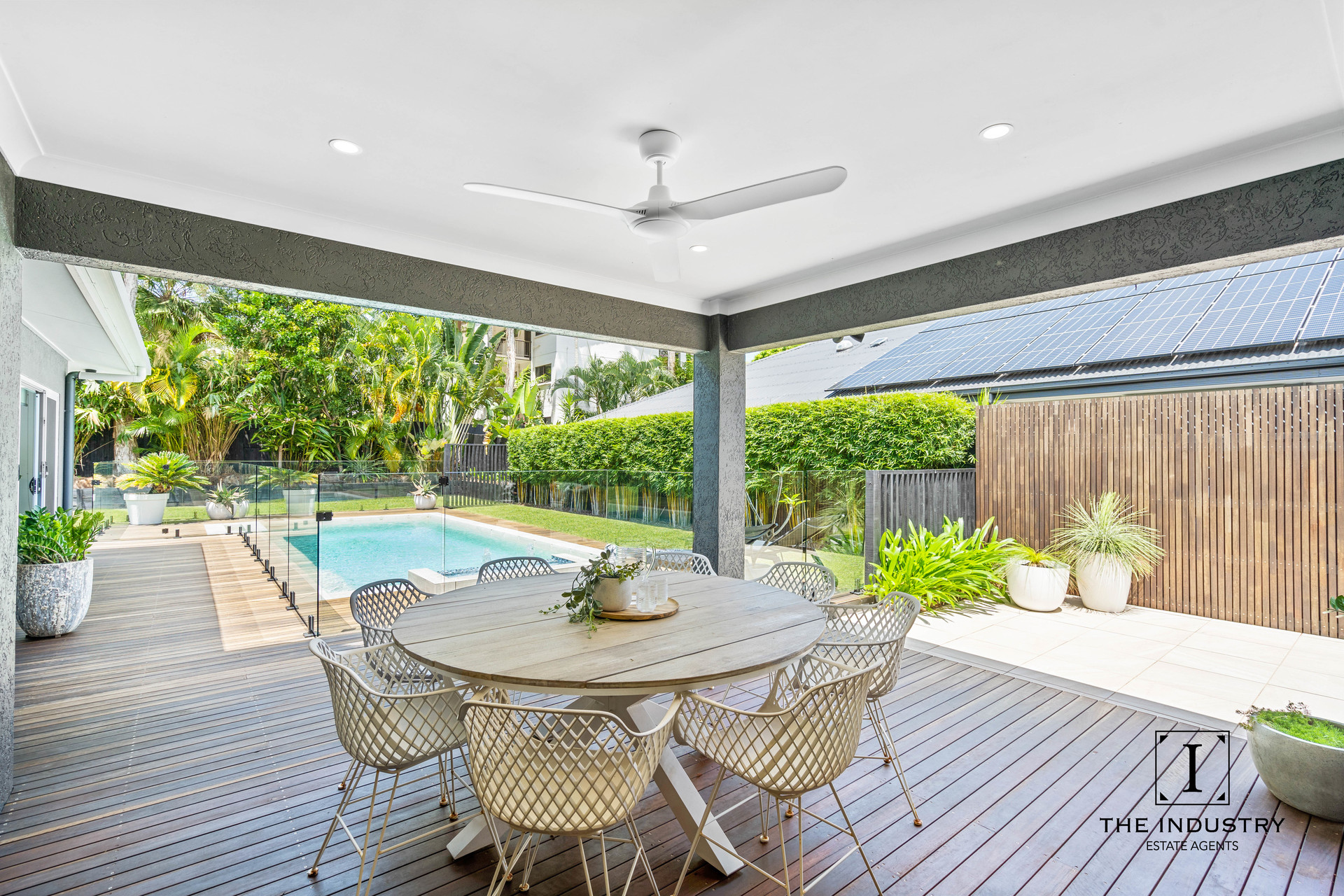 34 Lagoon Drive, Trinity Beach, QLD 4879 AUS