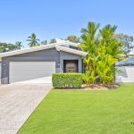 34 Lagoon Drive, Trinity Beach, QLD 4879 AUS