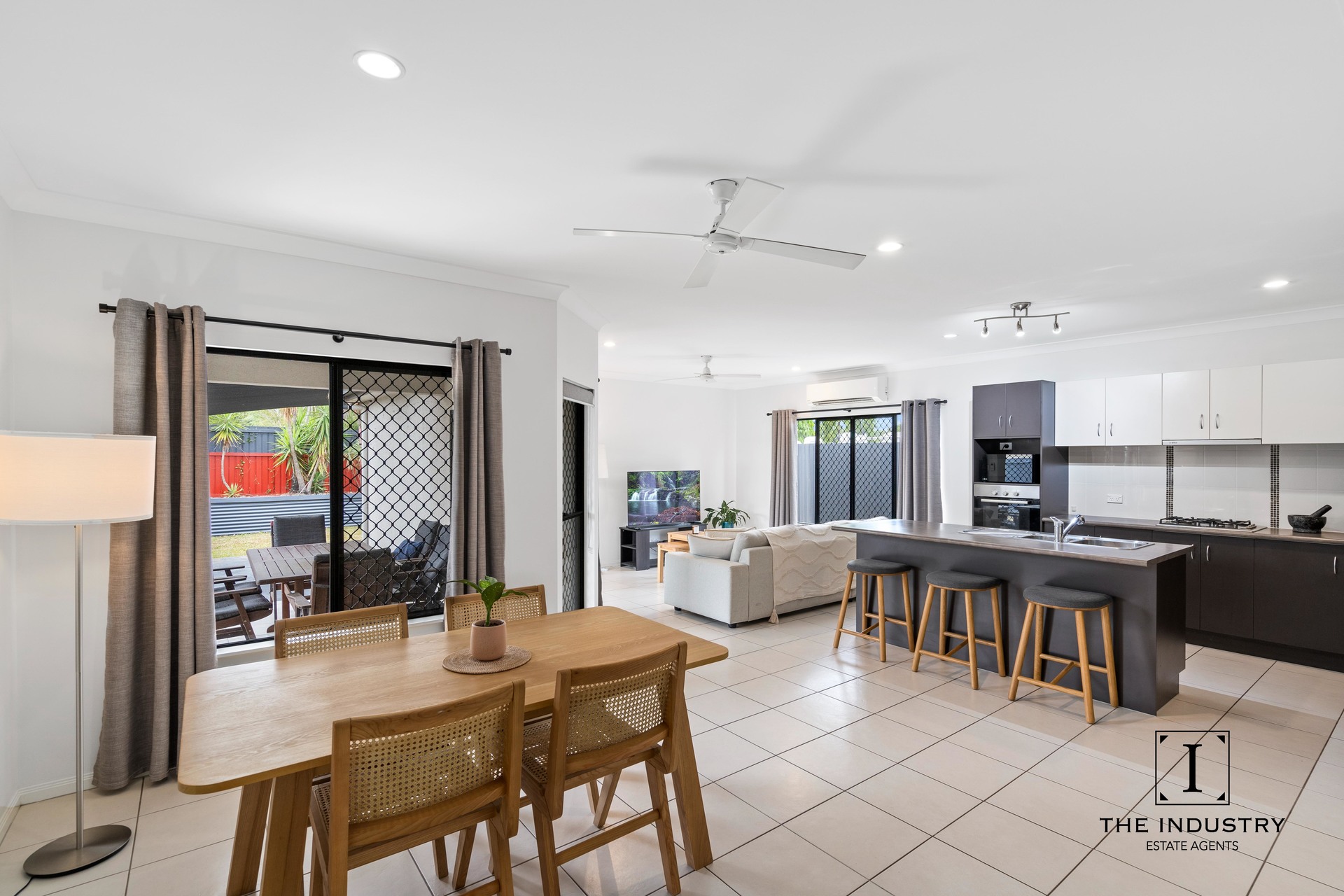 13 Thooleer Vista, Trinity Park, QLD 4879 AUS