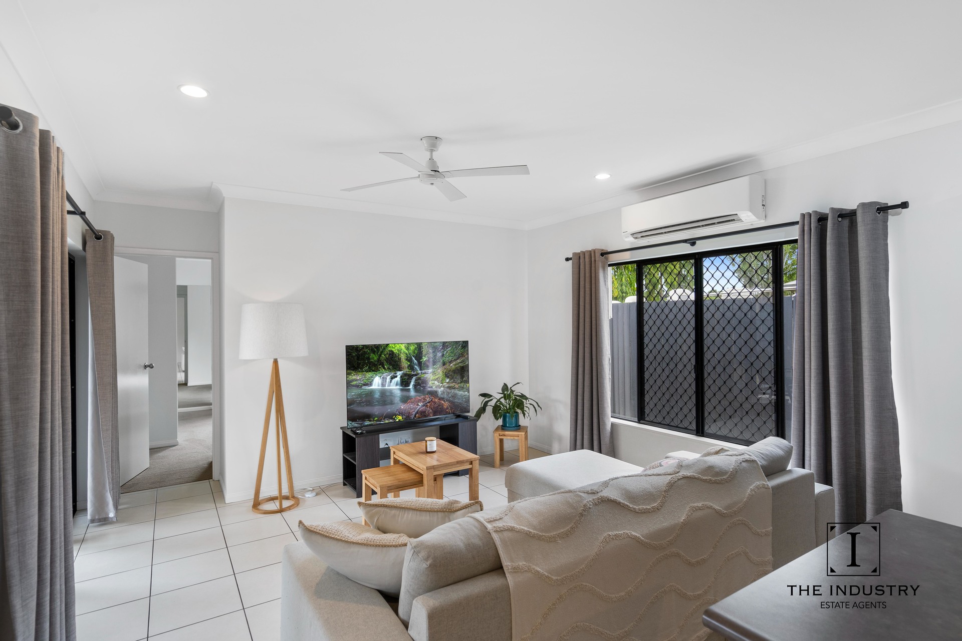 13 Thooleer Vista, Trinity Park, QLD 4879 AUS