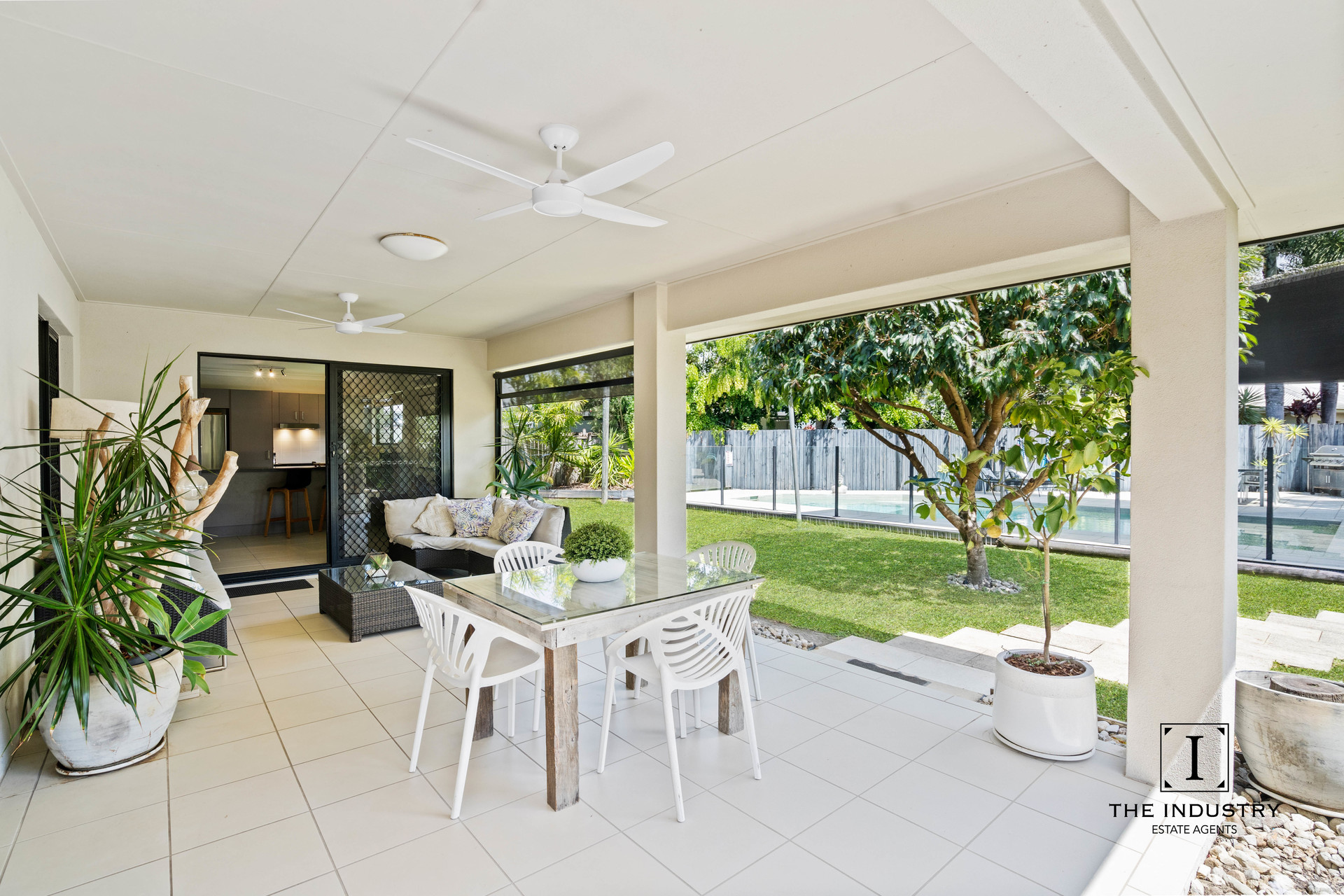 10 Galena Chase, Trinity Park, QLD 4879 AUS