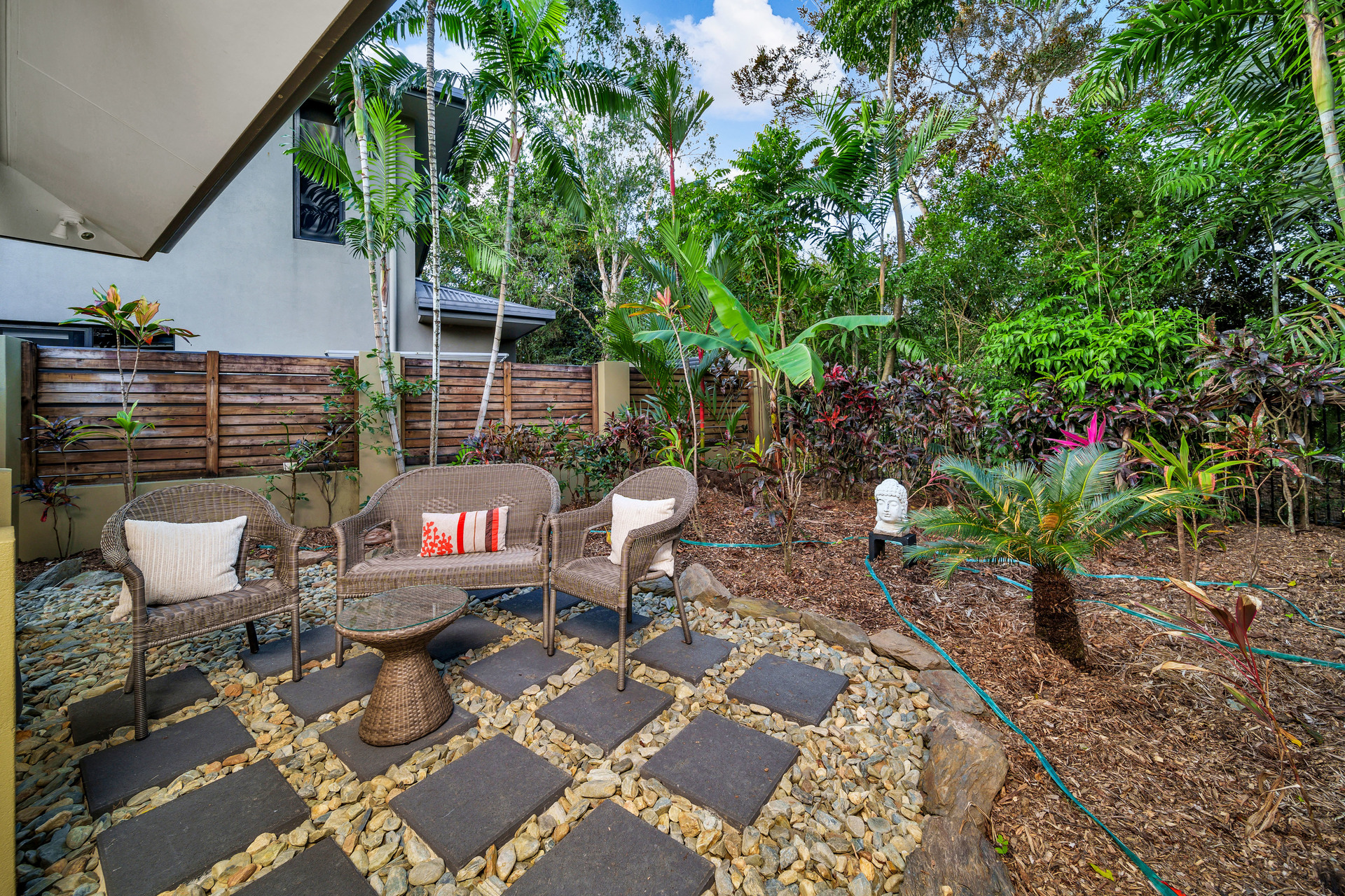 2 Ashwood Circuit, Smithfield, QLD 4878 AUS