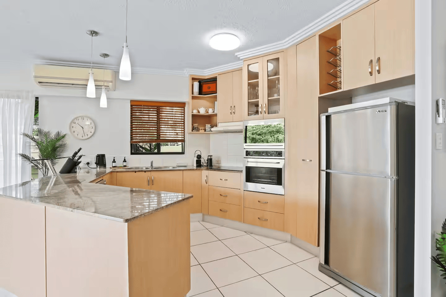 3/37 Vasey Esplanade, Trinity Beach, QLD 4879 AUS