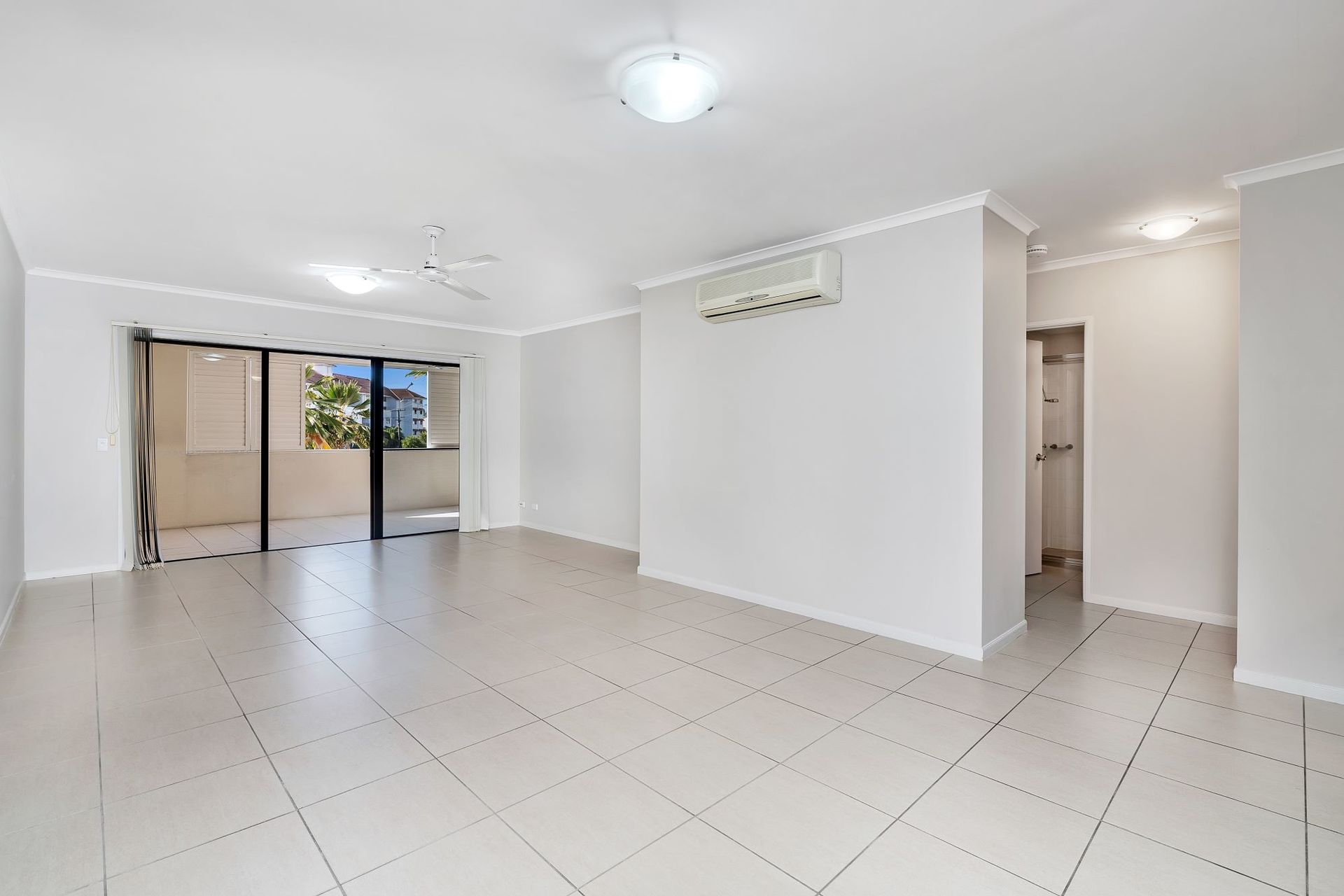 107/335-339 Lake Street, Cairns North, QLD 4870 AUS