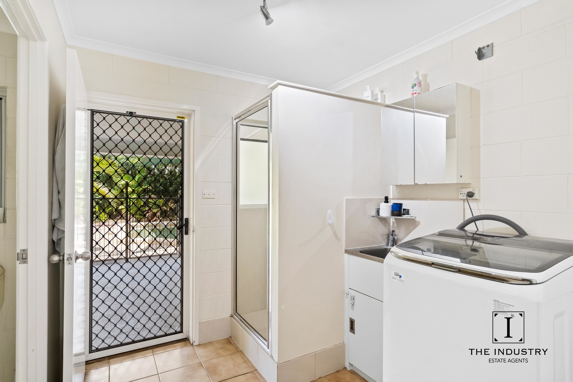 4 Hood Street, Trinity Park, QLD 4879 AUS