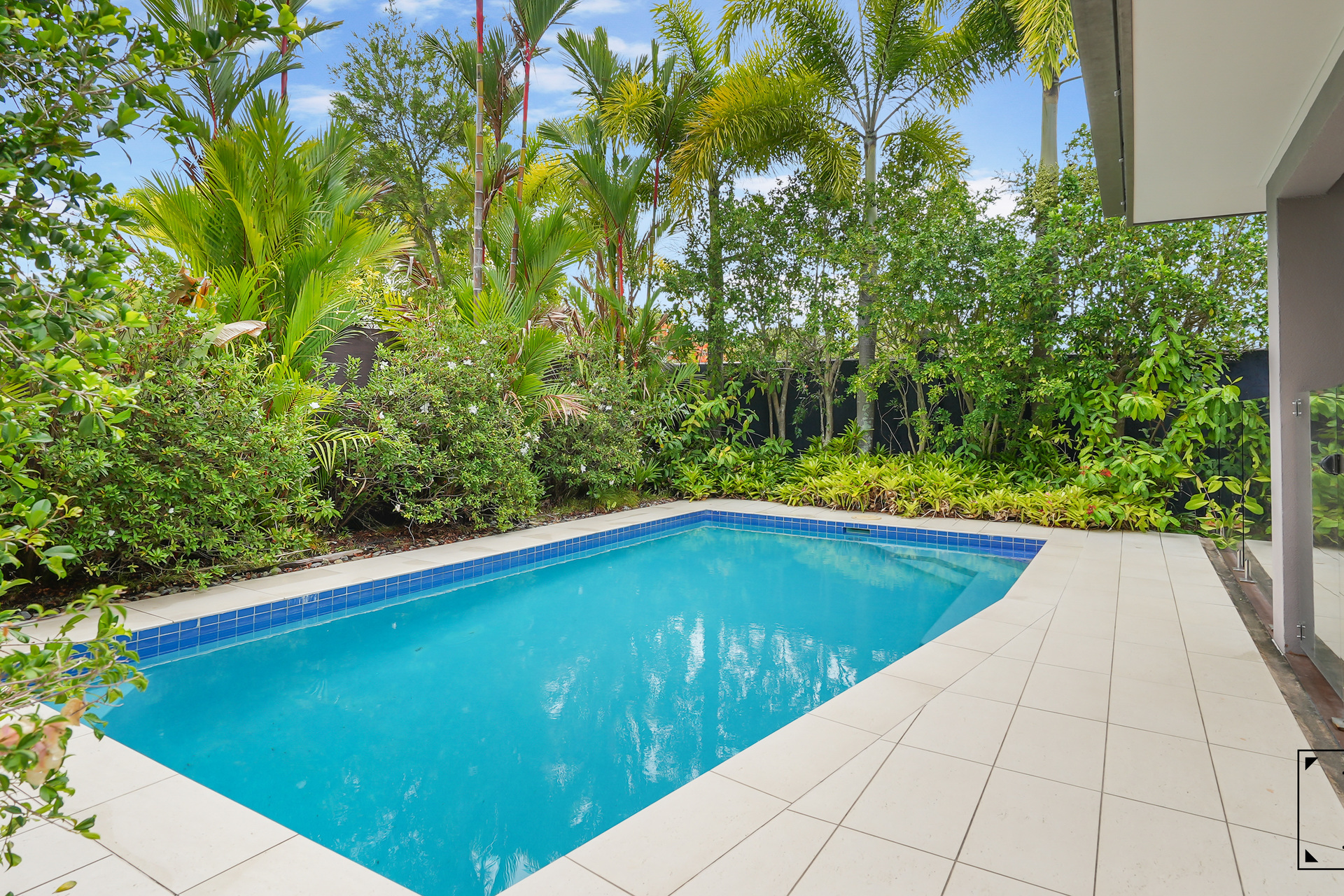 20 Edge Close, Kewarra Beach, QLD 4879 AUS