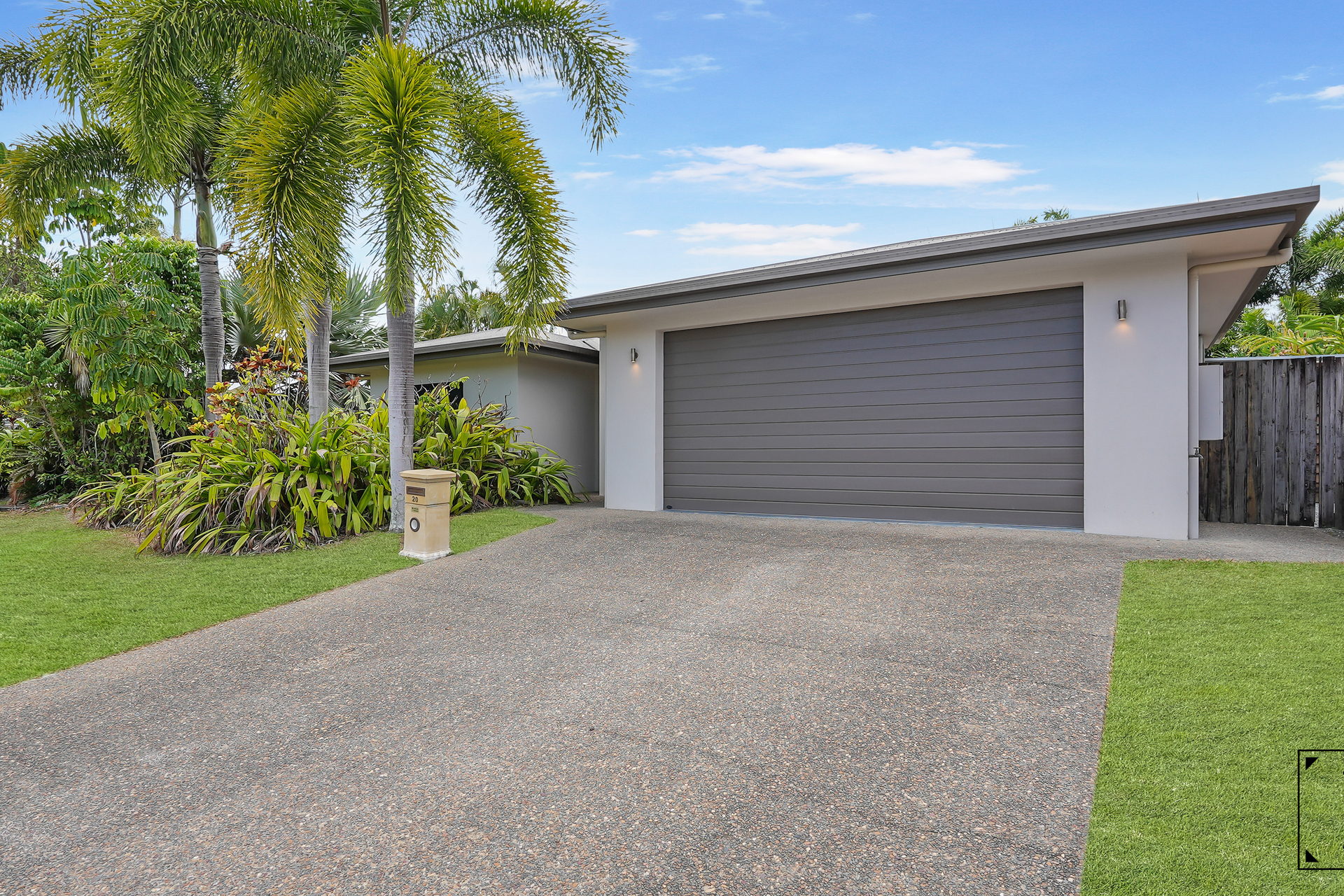 20 Edge Close, Kewarra Beach, QLD 4879 AUS