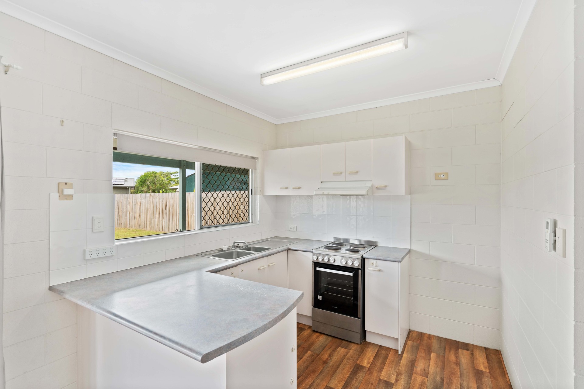 14 Harlequin Street, White Rock, QLD 4868 AUS