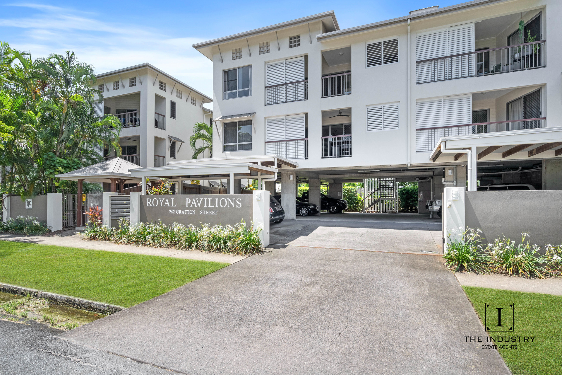 7/242 Grafton Street, Cairns North, QLD 4870 AUS