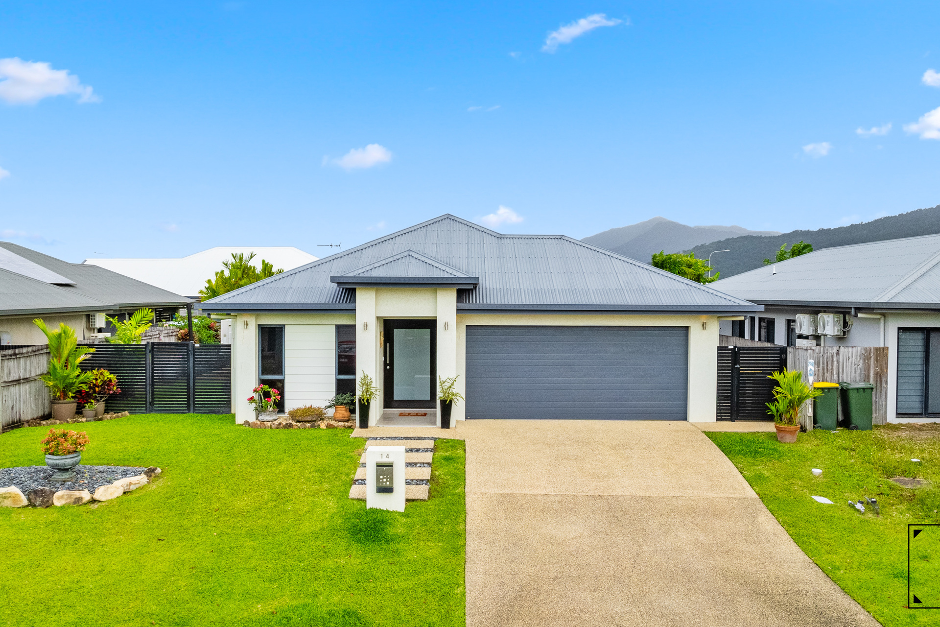 14 Munburra Parade, Smithfield, QLD 4878 AUS