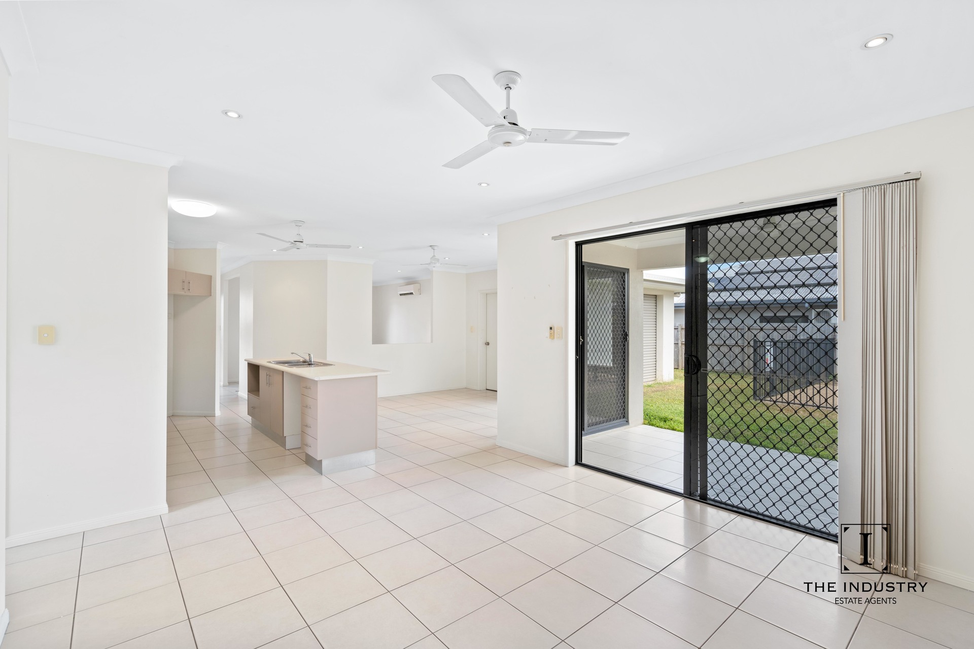 3 Merri Street, Bentley Park, QLD 4869 AUS