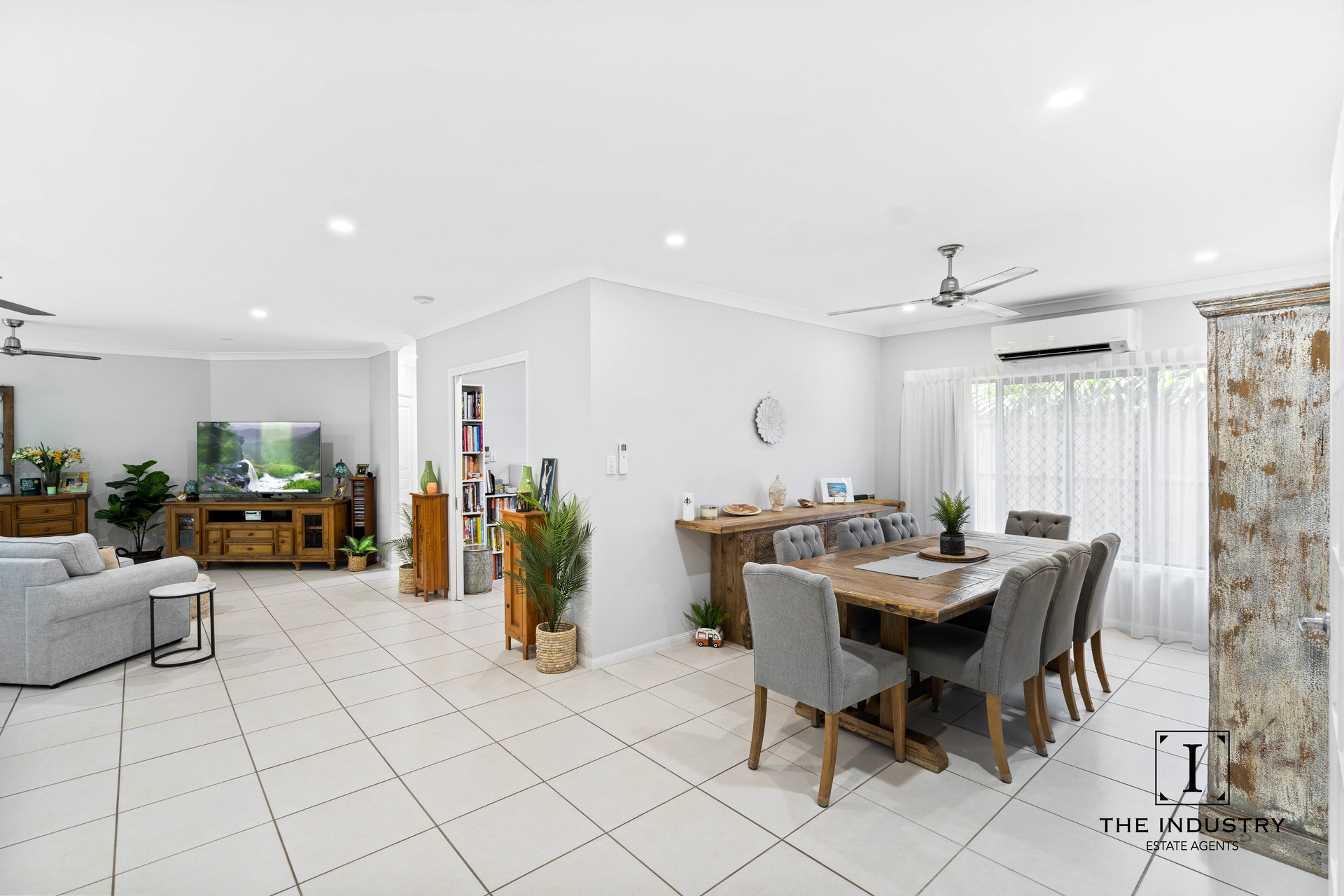 13 Bowline Place, Trinity Beach, QLD 4879 AUS