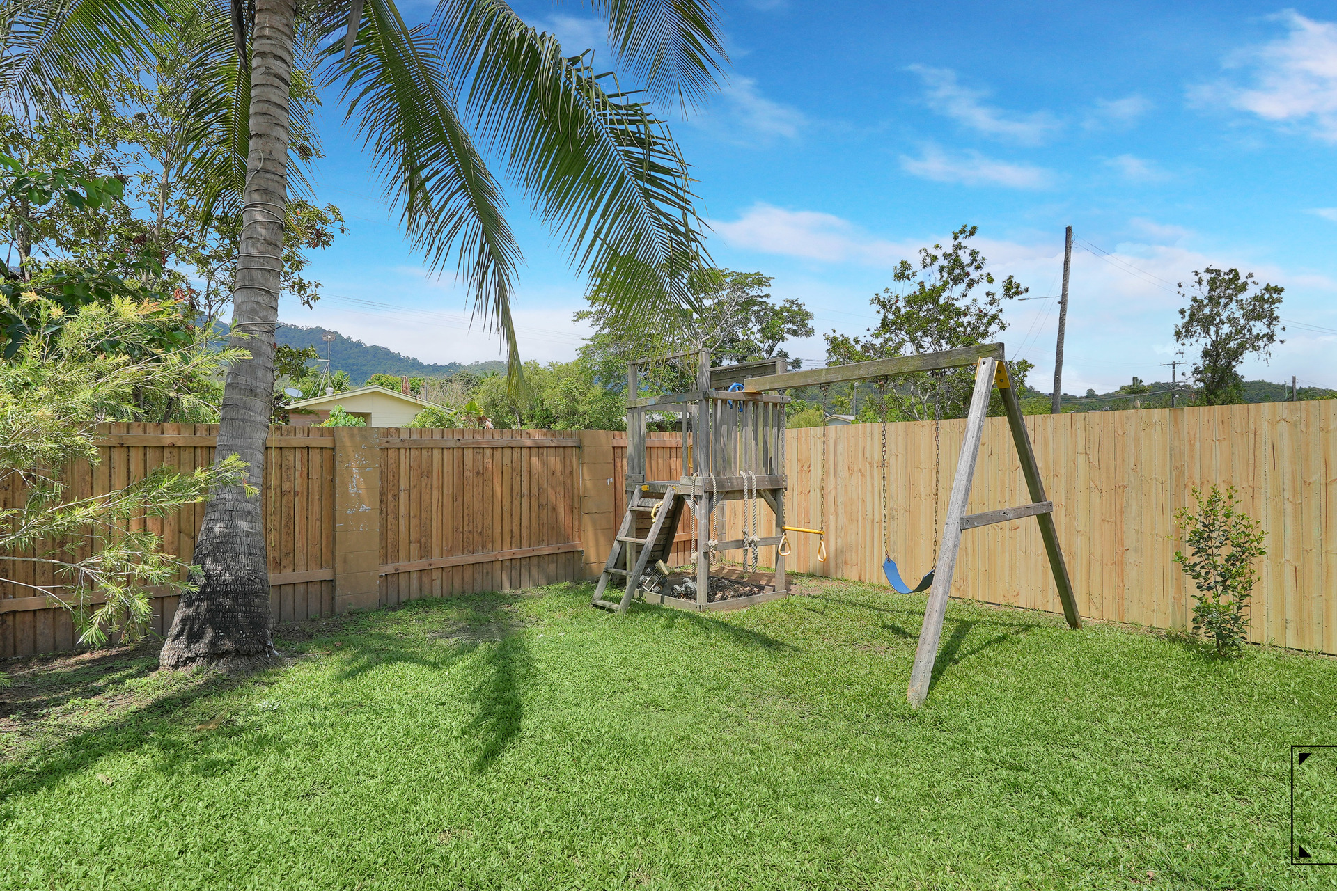 54 Jensen Street, Manoora, QLD 4870 AUS