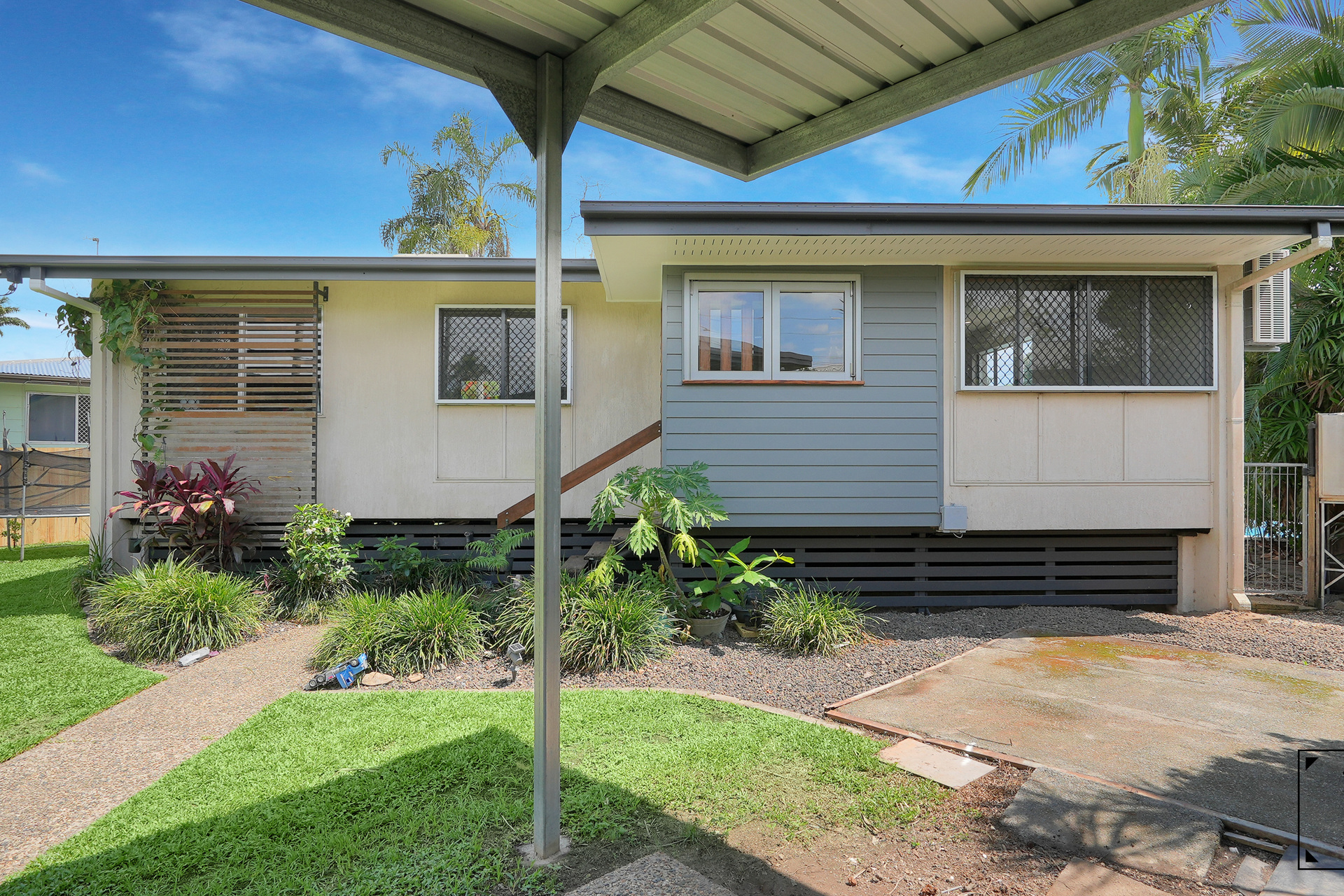 54 Jensen Street, Manoora, QLD 4870 AUS