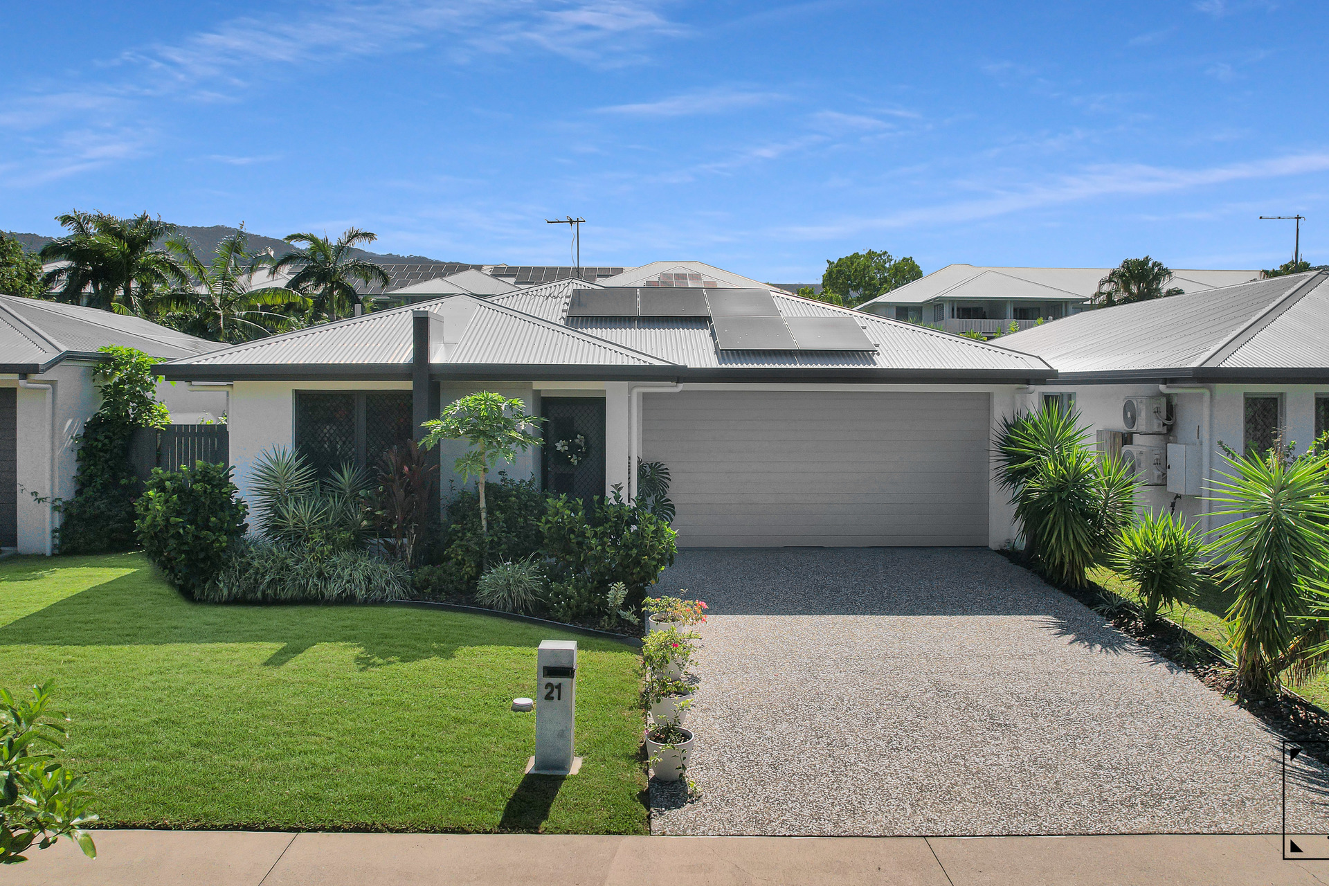 21 Conical Close, Trinity Beach, QLD 4879 AUS