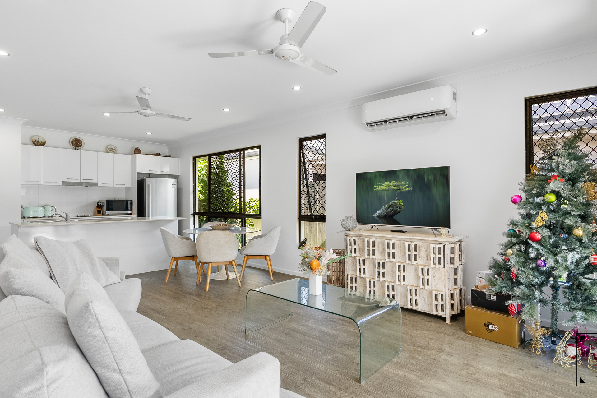 21 Conical Close, Trinity Beach, QLD 4879 AUS