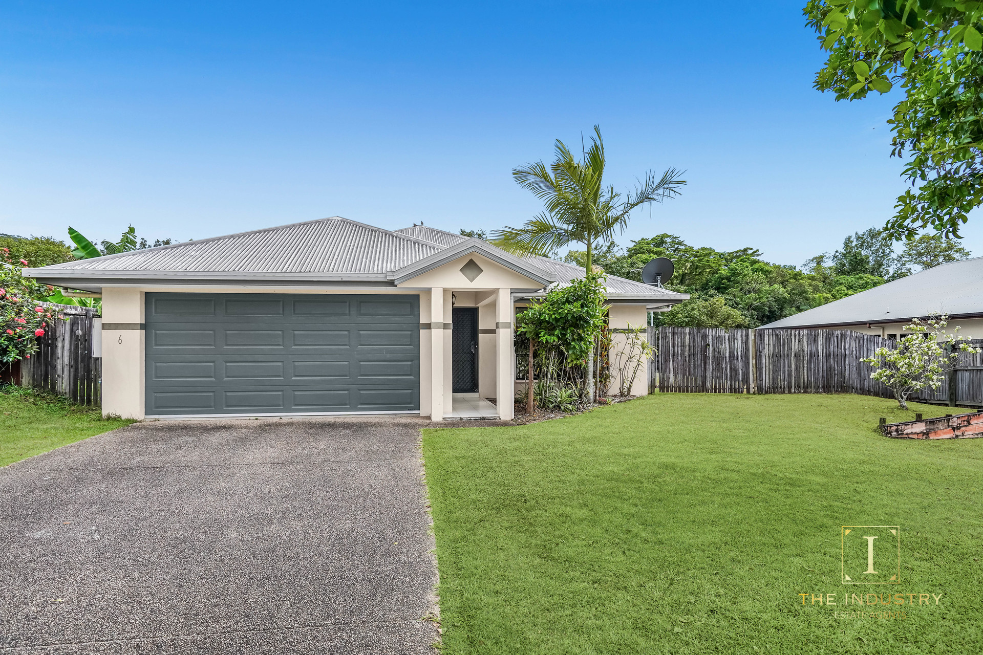 6 Messina Close, Kanimbla, QLD 4870 AUS