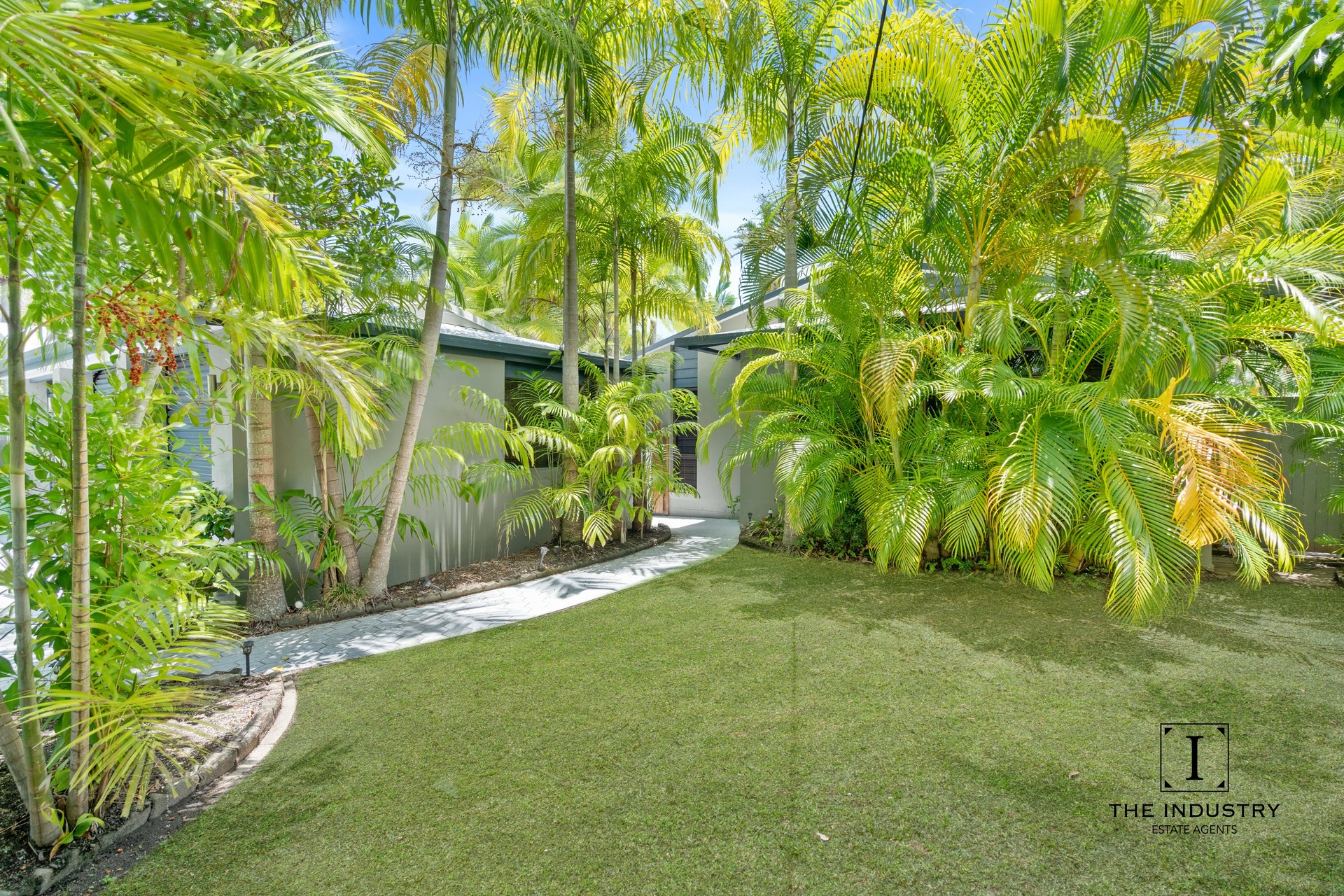 34 Petersen Street, Trinity Beach, QLD 4879 AUS