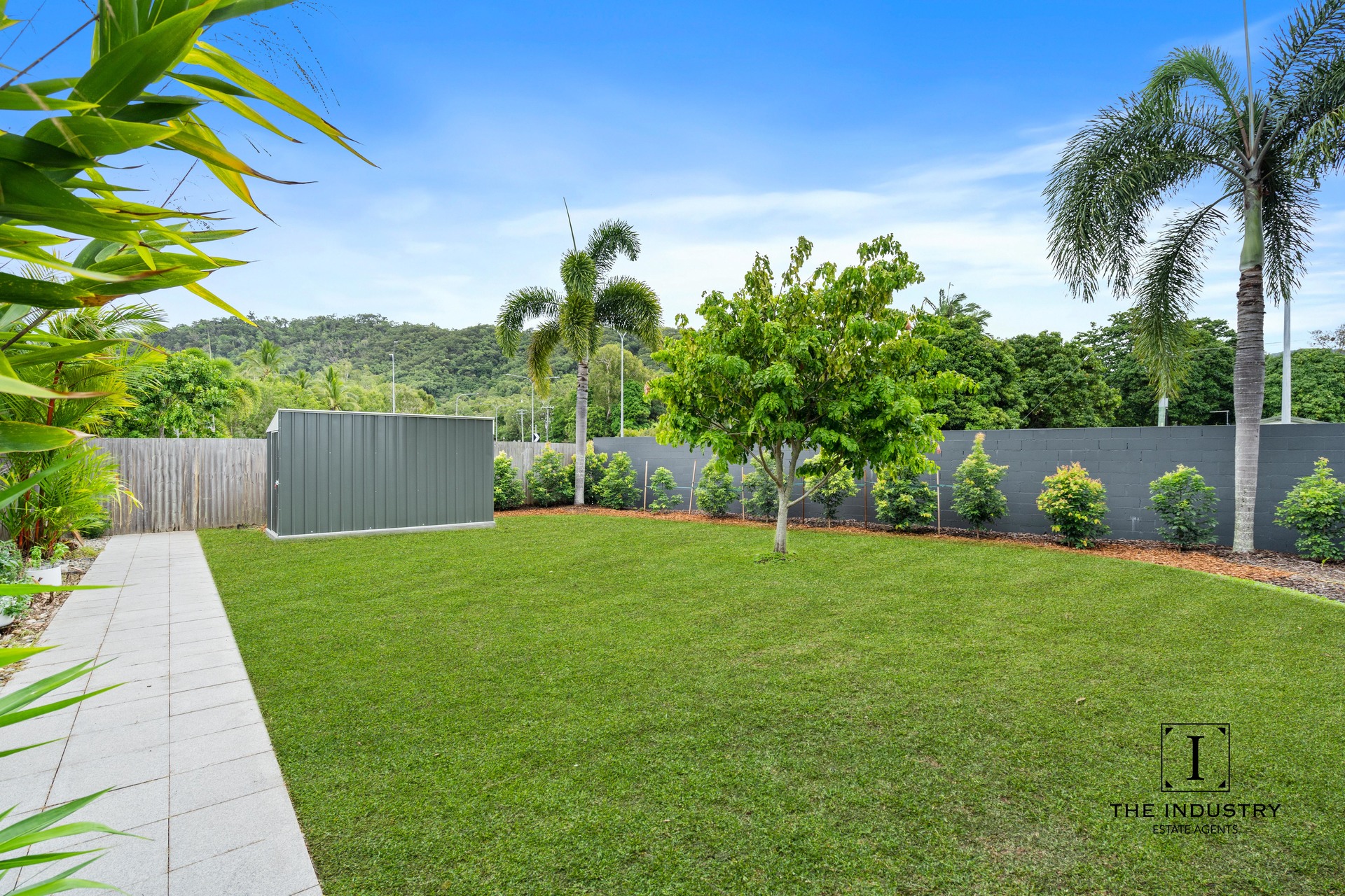 24 Midship Street, Trinity Beach, QLD 4879 AUS