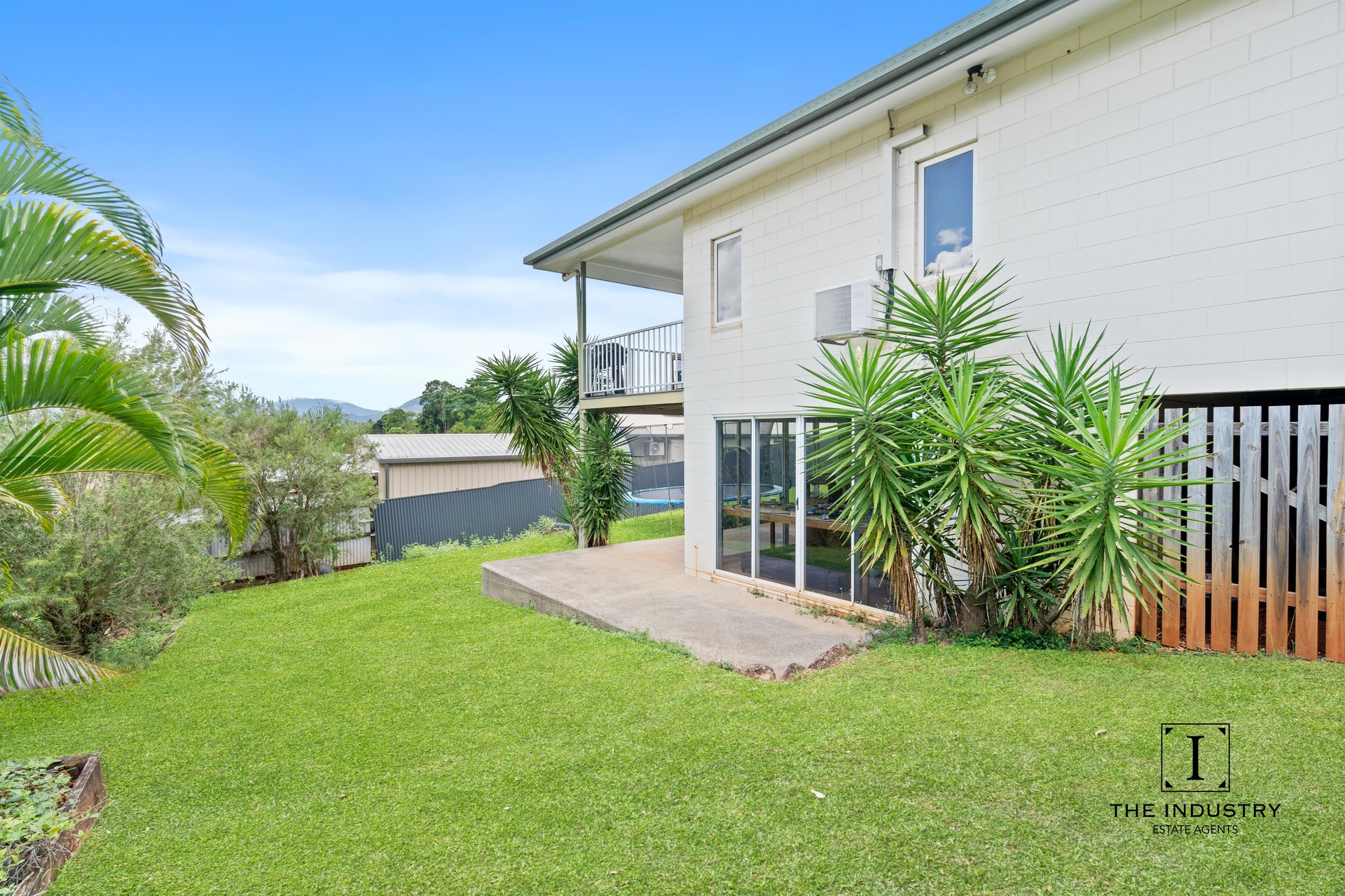 4 Speedy Close, Bentley Park, QLD 4869 AUS