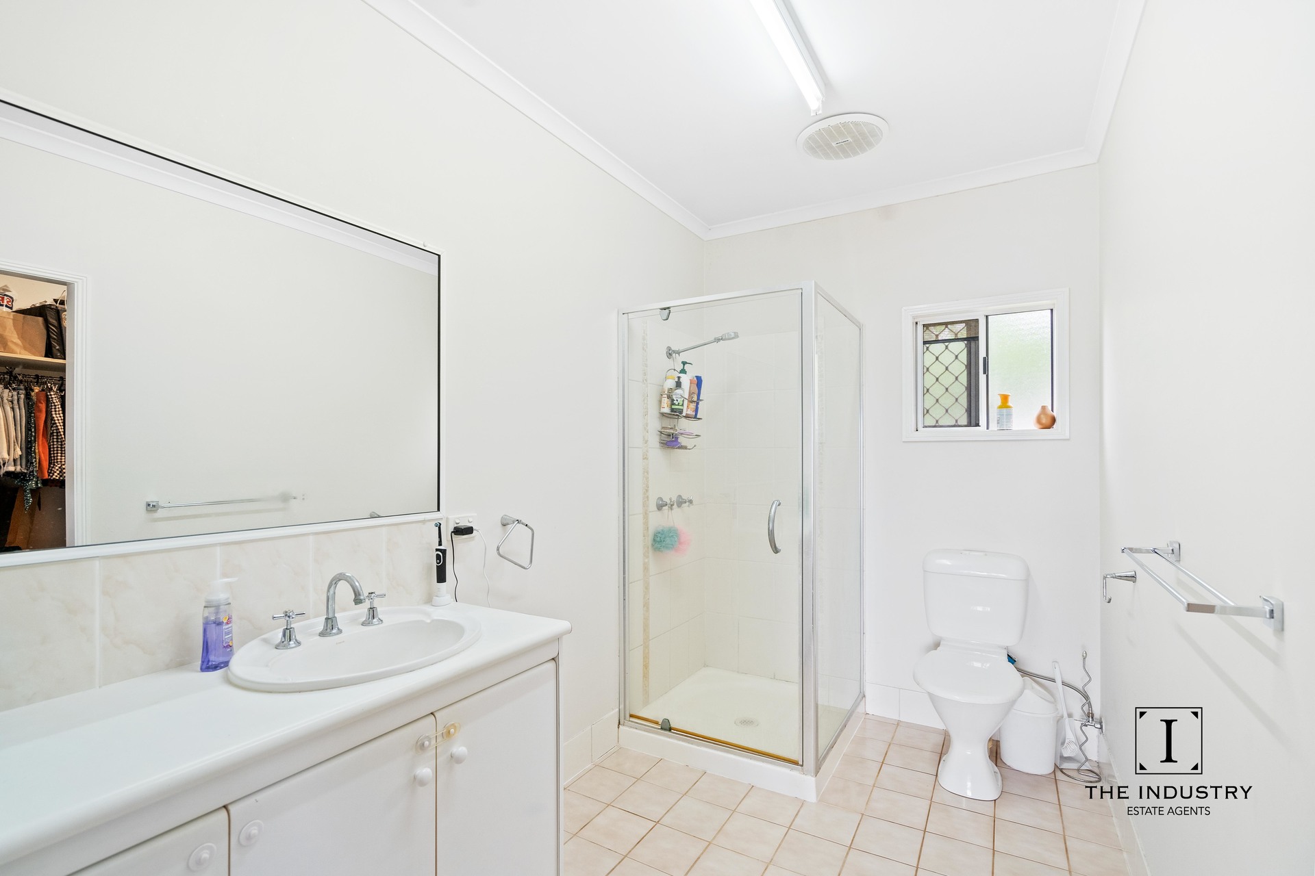 4 Speedy Close, Bentley Park, QLD 4869 AUS