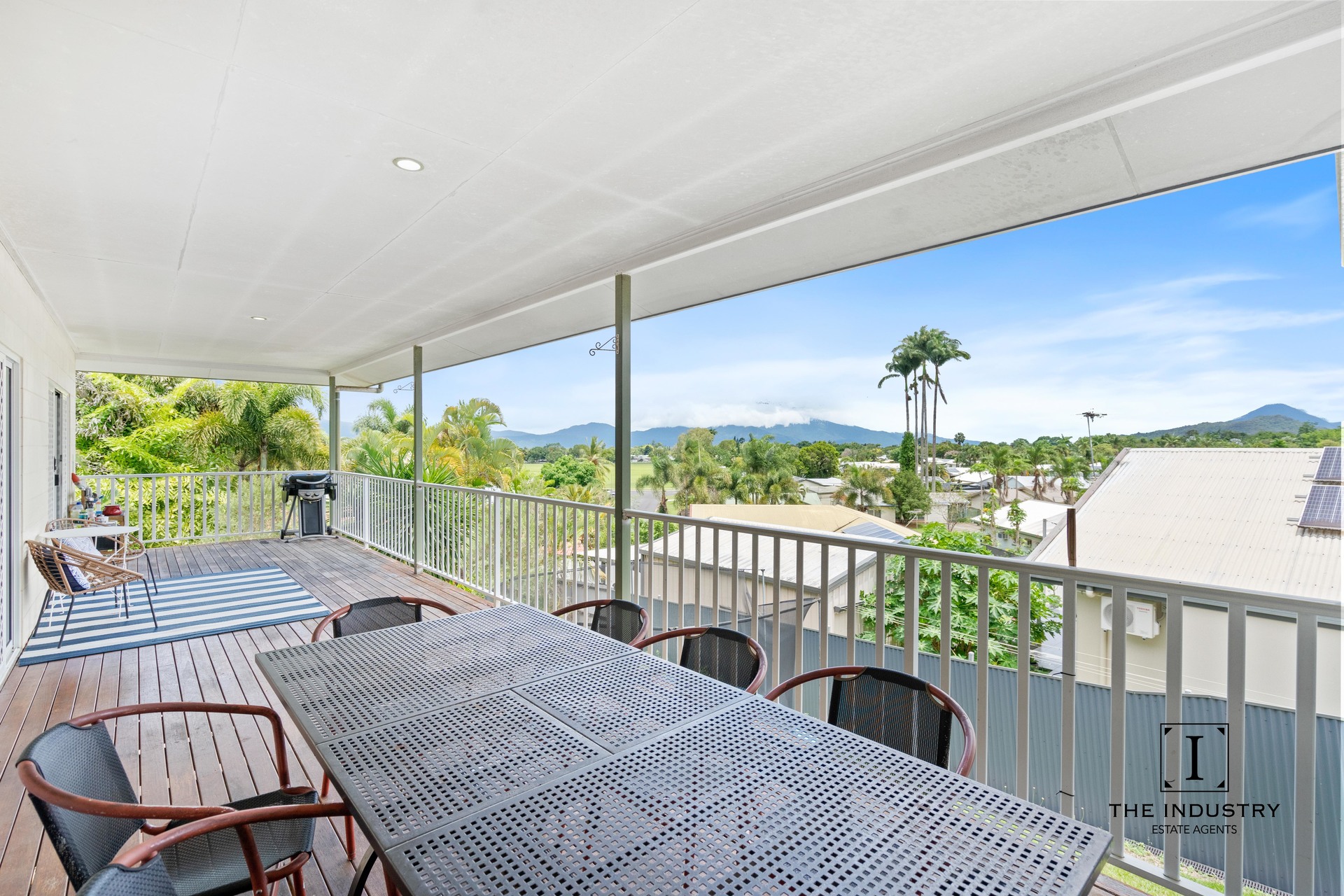 4 Speedy Close, Bentley Park, QLD 4869 AUS