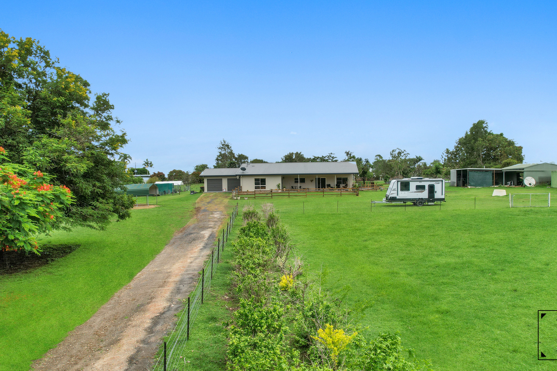 3 Emerald Heights Road, Mareeba, QLD 4880 AUS