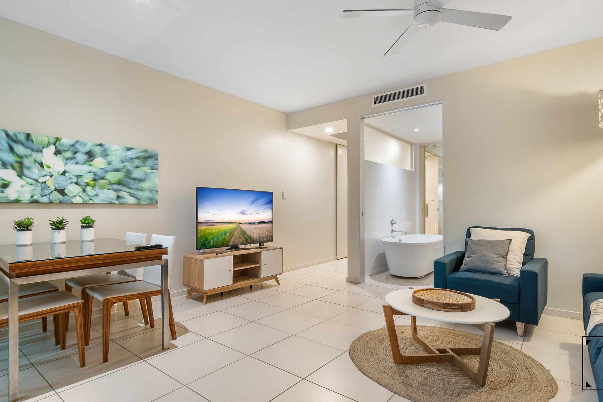 7/199-201 Lake Street, Cairns North, QLD 4870 AUS