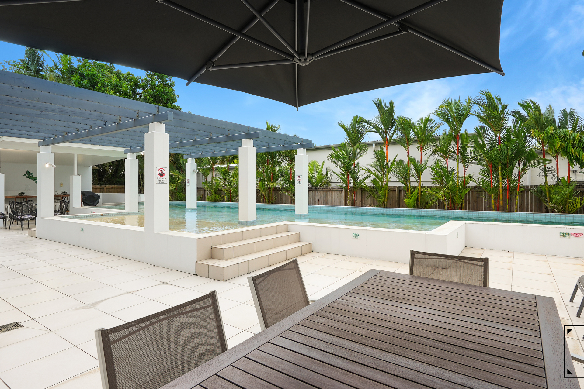 7/199-201 Lake Street, Cairns North, QLD 4870 AUS