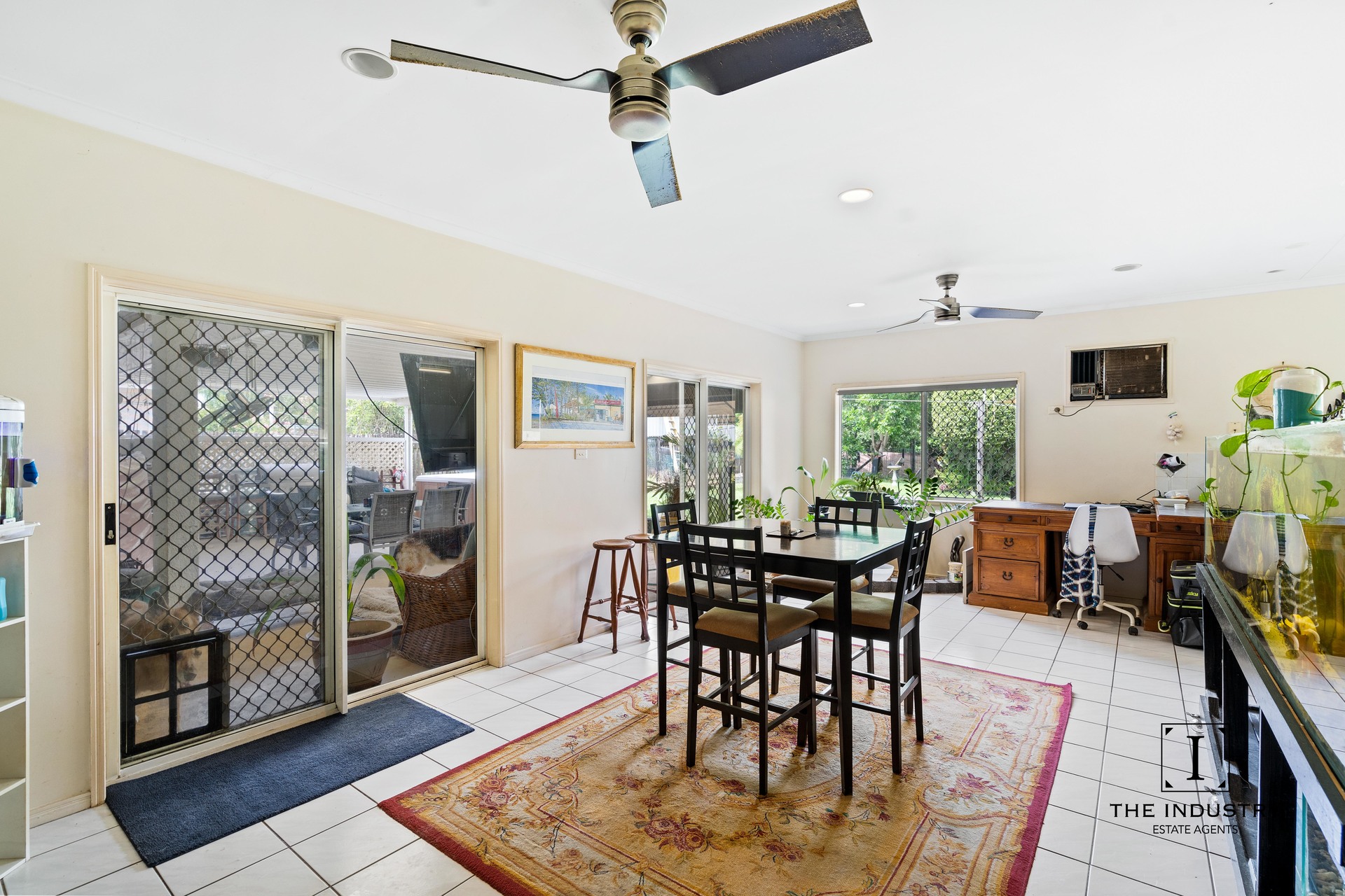 98 Baronia Crescent, Holloways Beach, QLD 4878 AUS