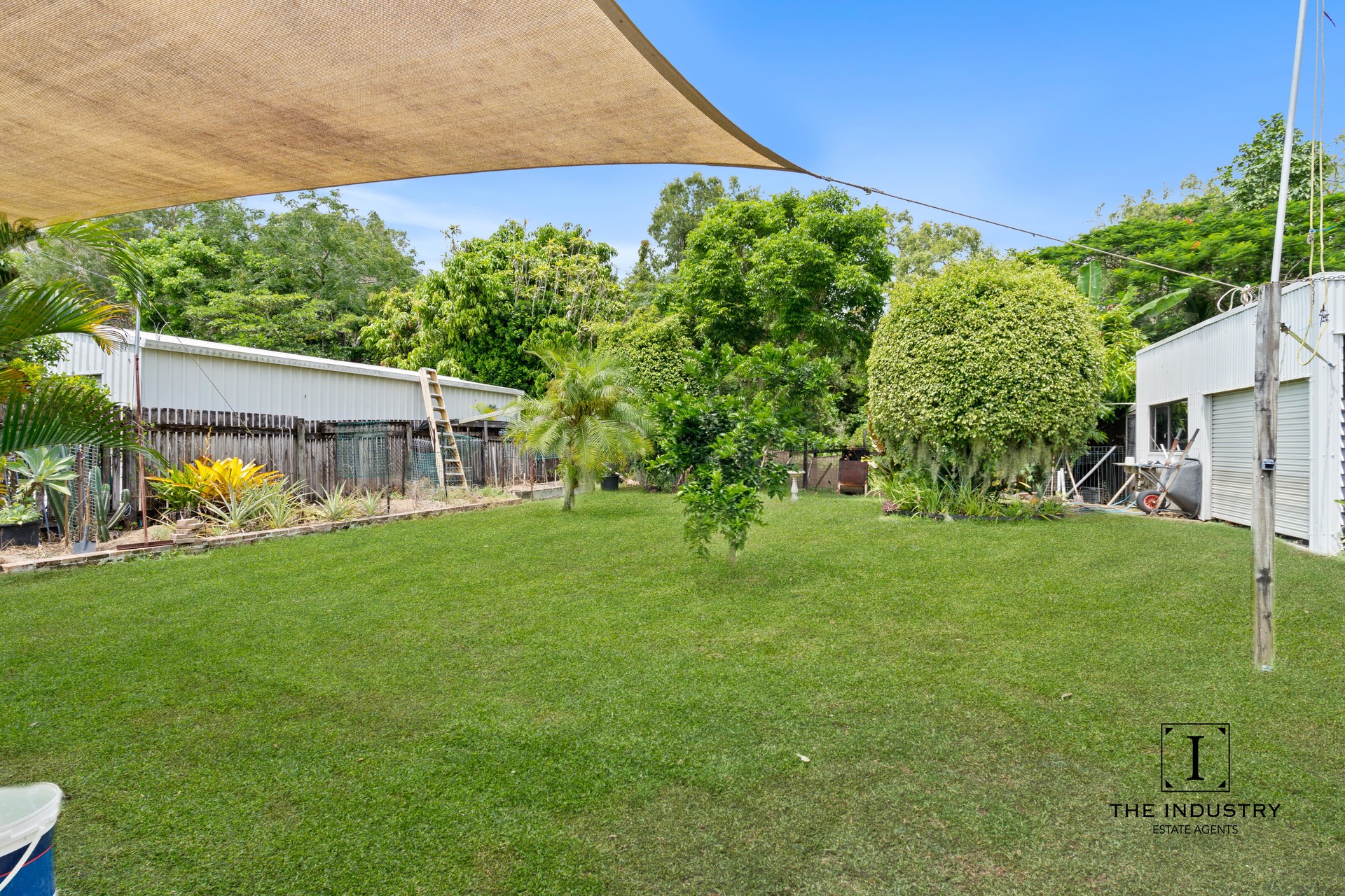 98 Baronia Crescent, Holloways Beach, QLD 4878 AUS