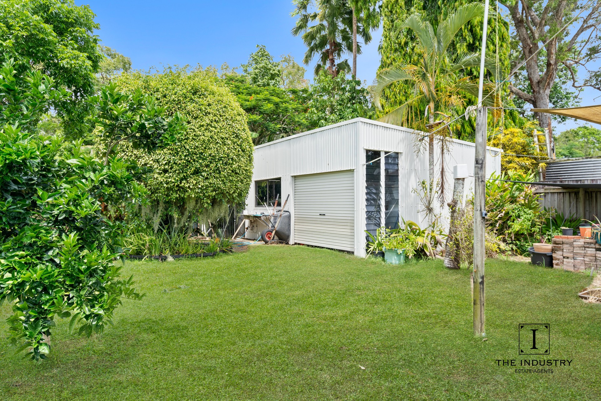 98 Baronia Crescent, Holloways Beach, QLD 4878 AUS