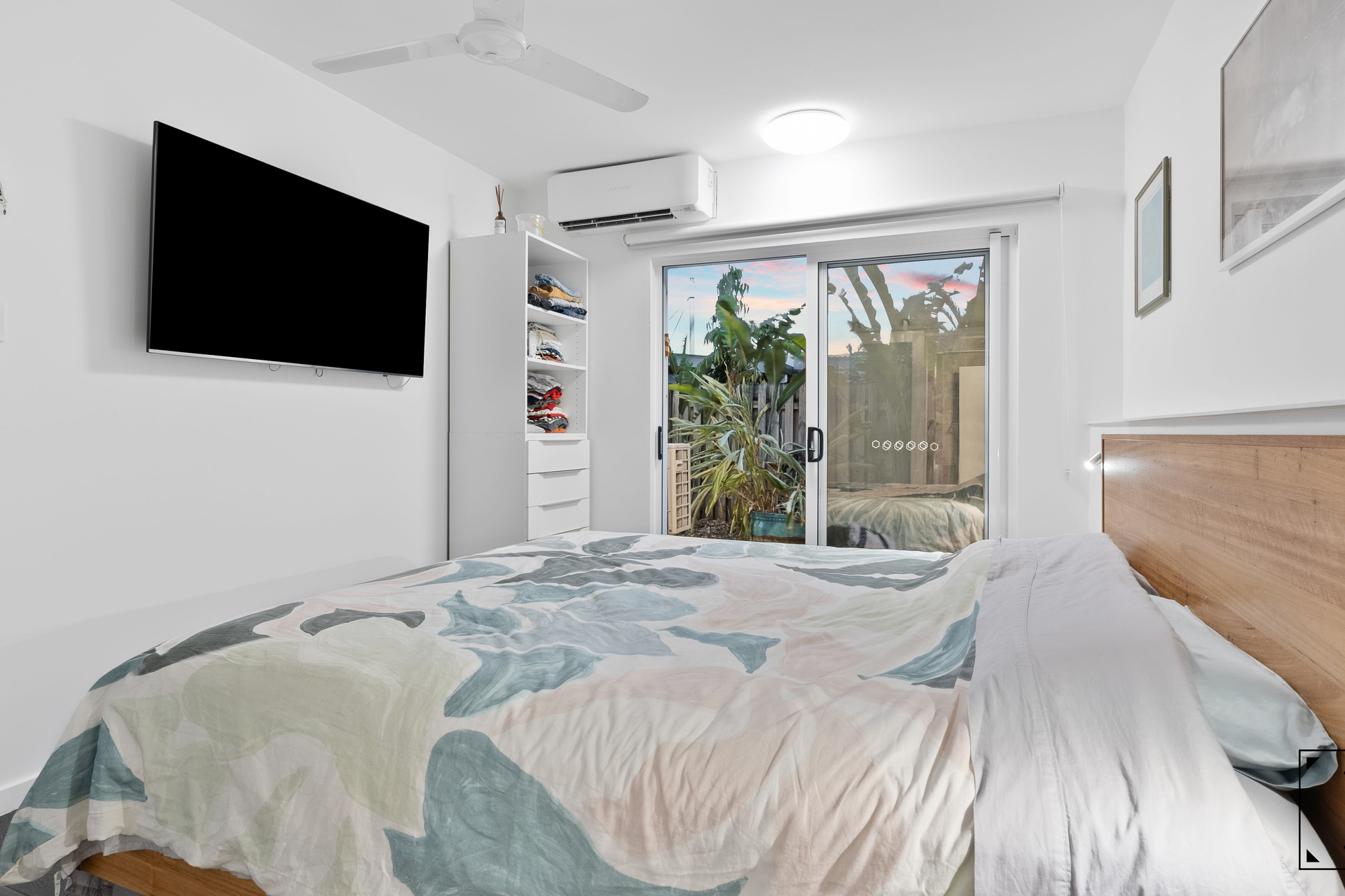 15 Batt Street, Clifton Beach, QLD 4879 AUS