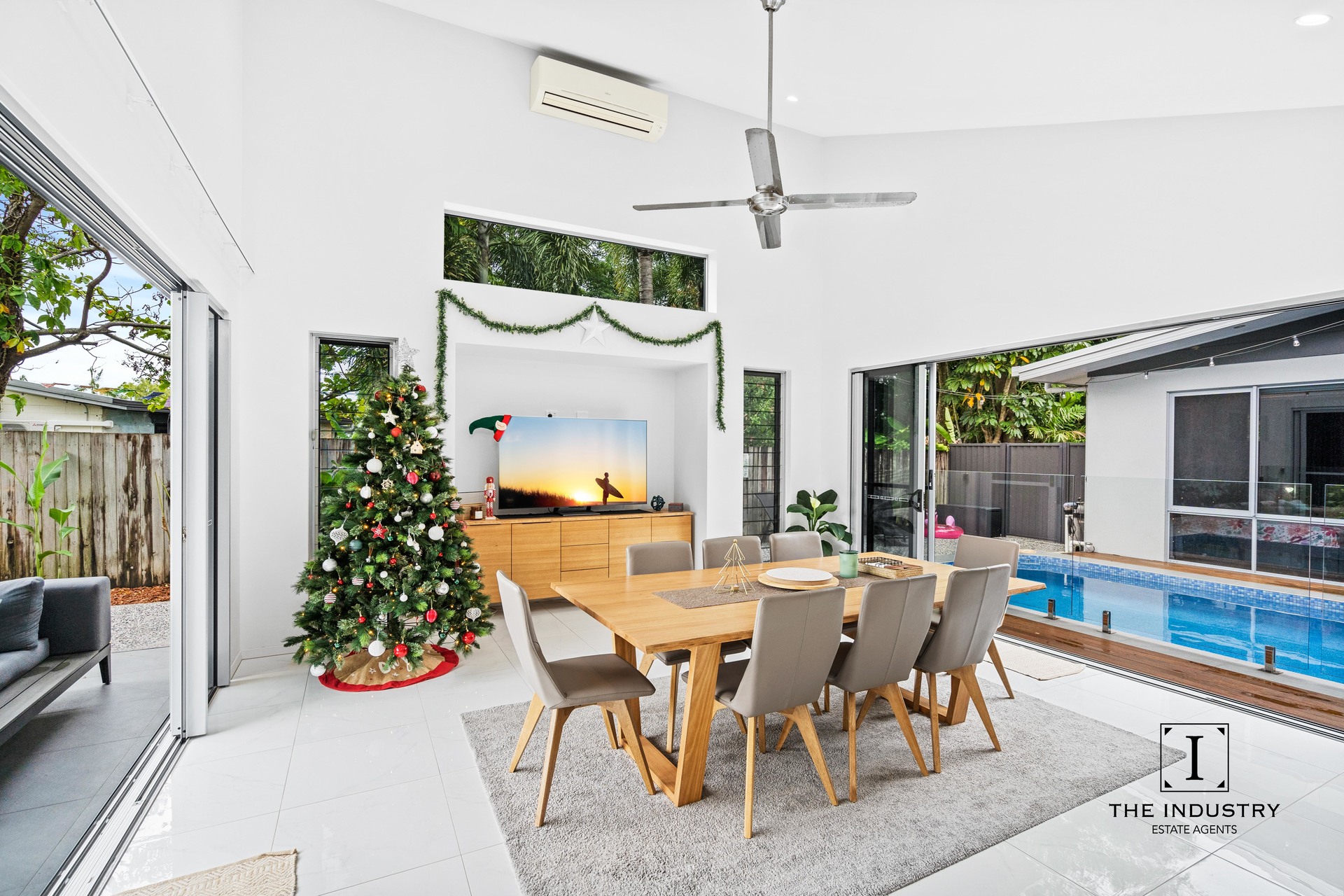 24 Midship Street, Trinity Beach, QLD 4879 AUS