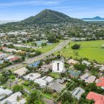 10 Castaways Close, Kewarra Beach, QLD 4879 AUS