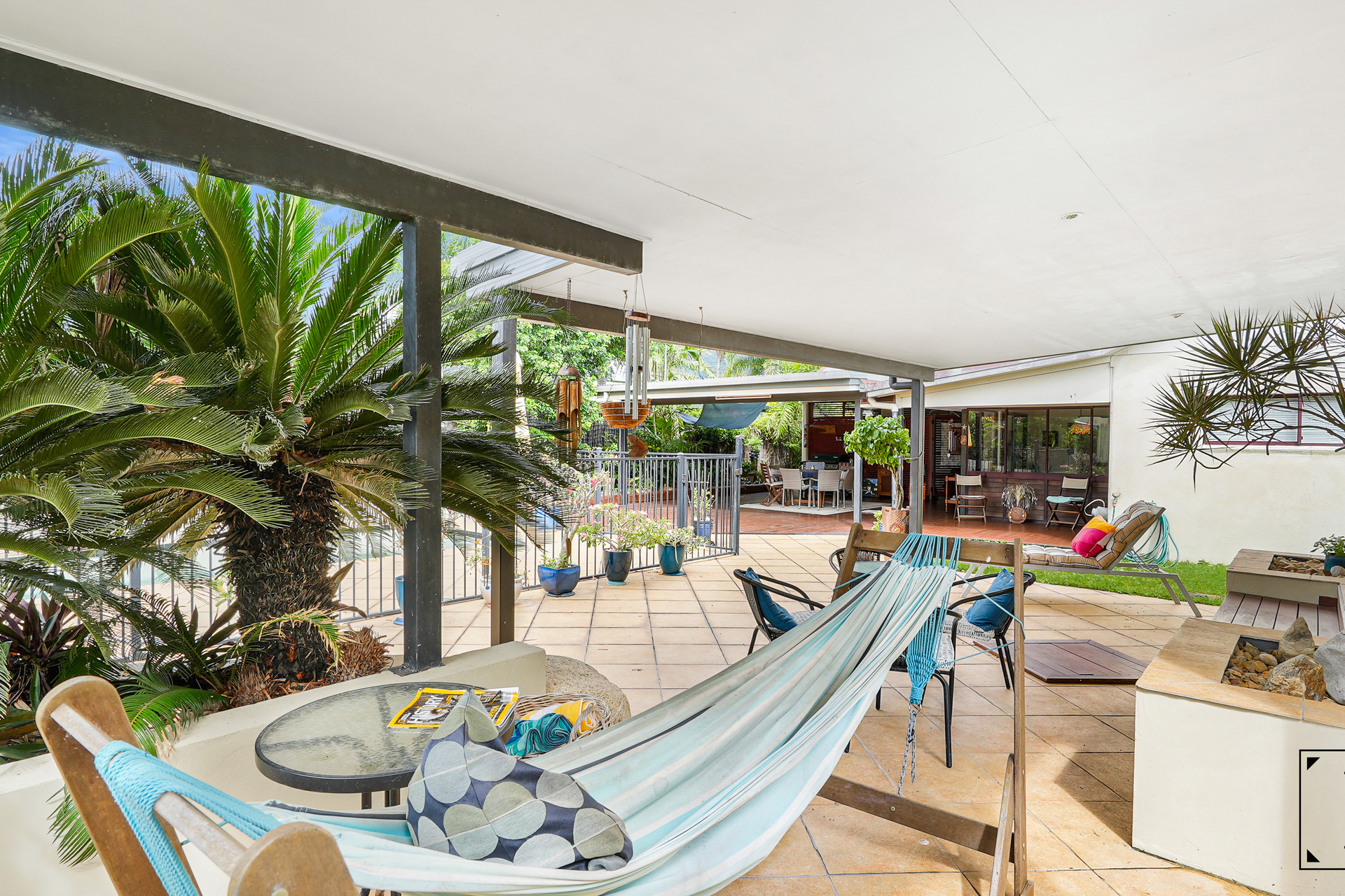 10 Castaways Close, Kewarra Beach, QLD 4879 AUS