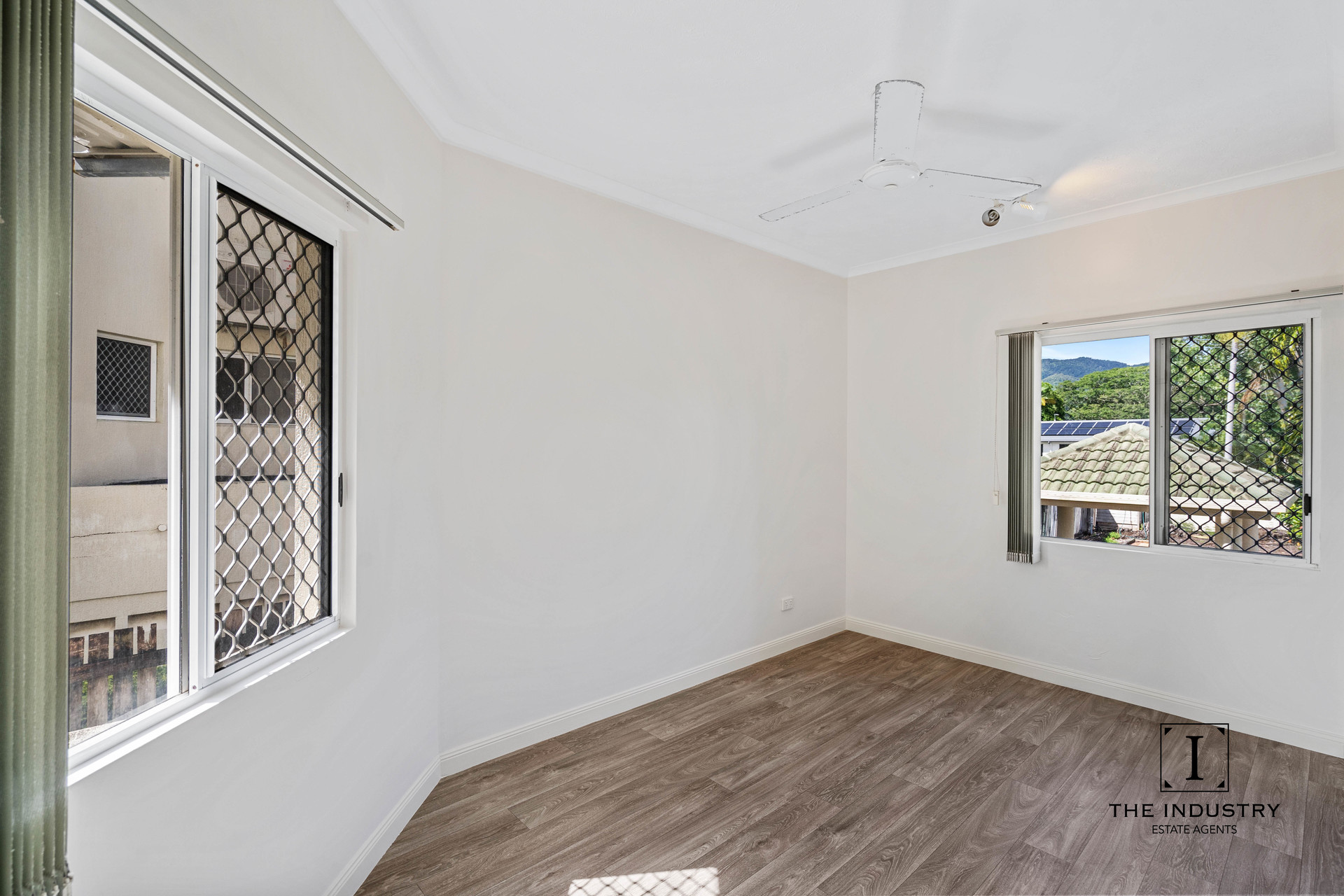 2/40 Moore Street, Trinity Beach, QLD 4879 AUS